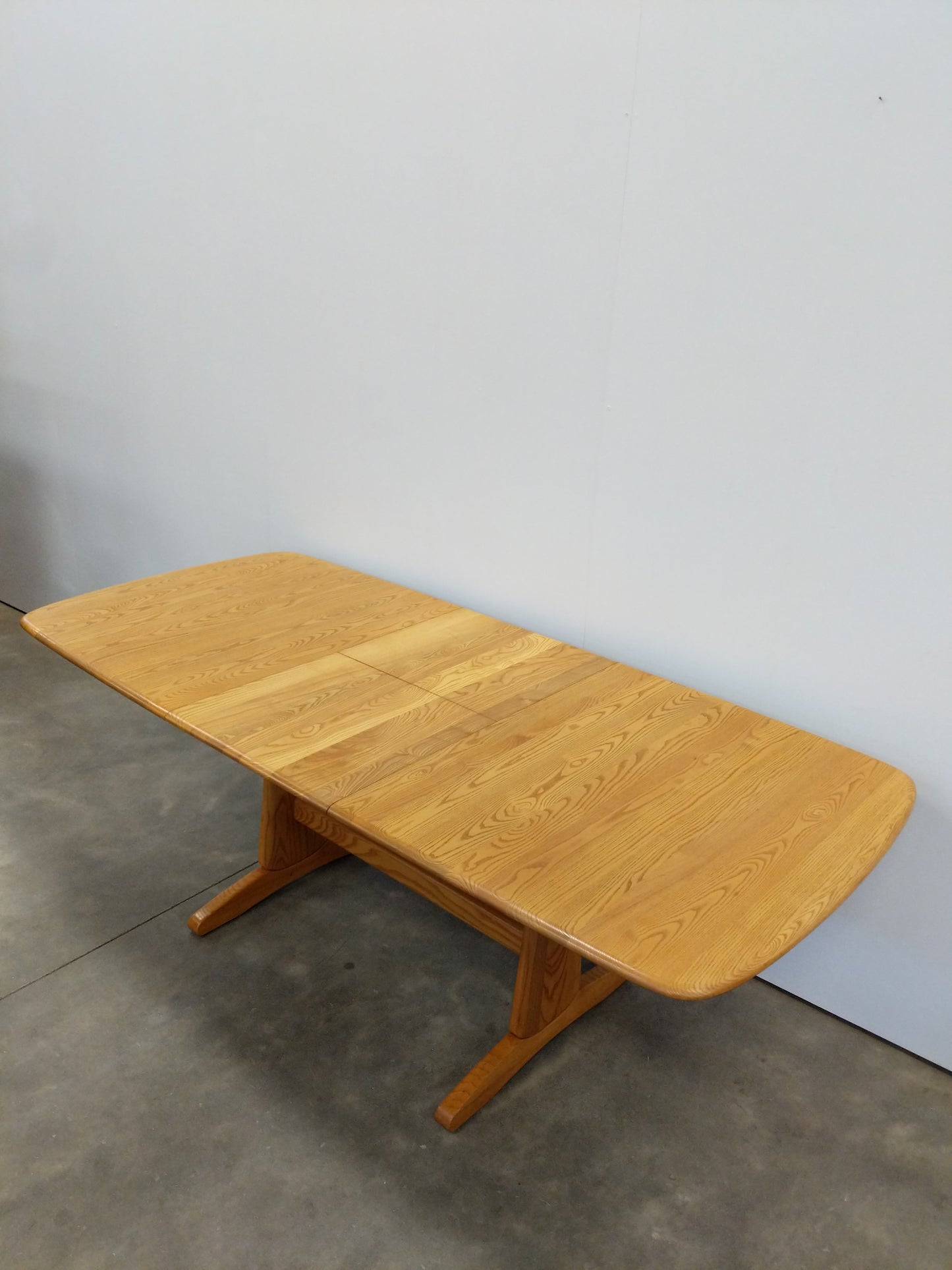Vintage Extendable Dining Table by Ercol