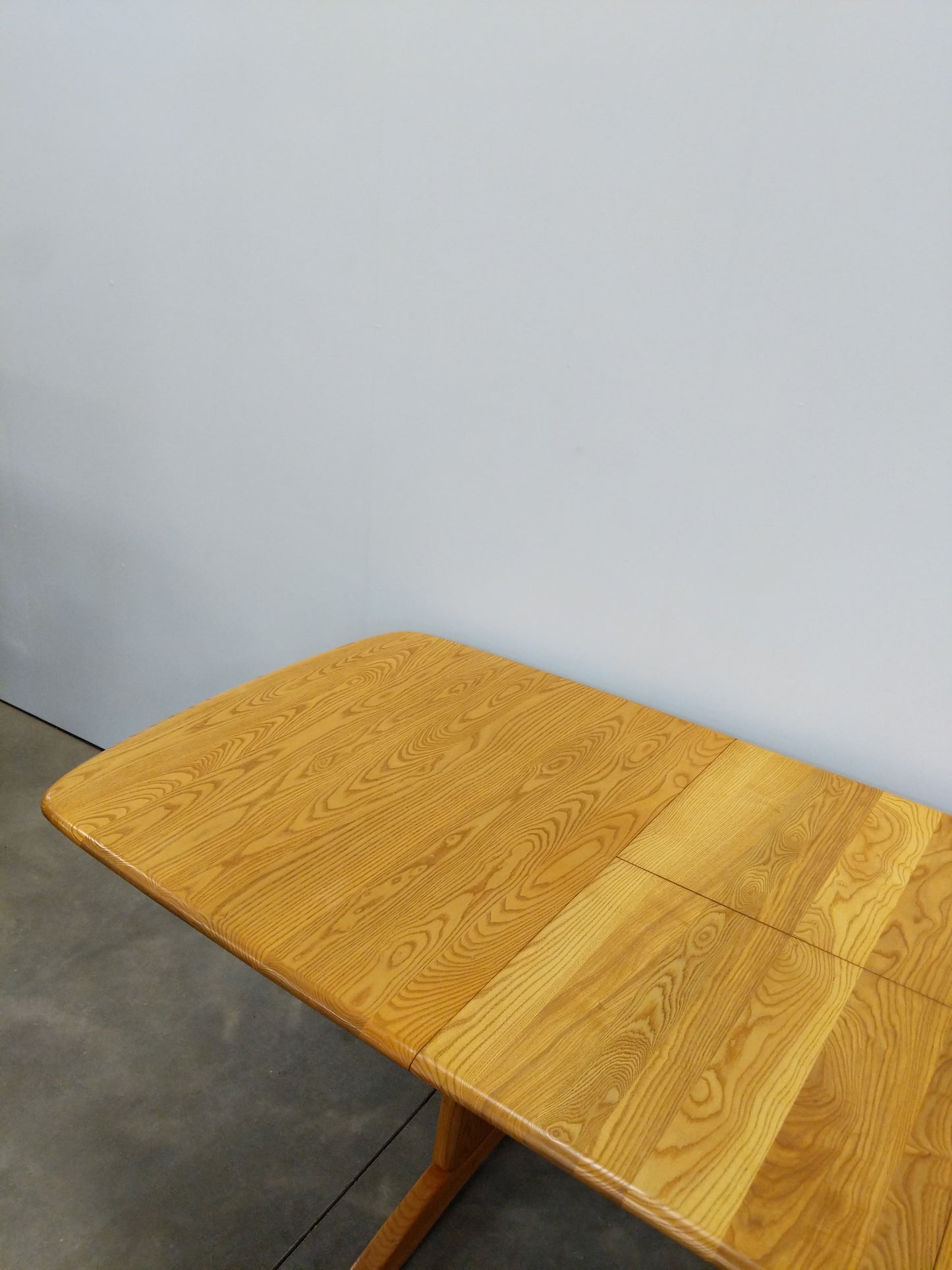 Vintage Extendable Dining Table by Ercol