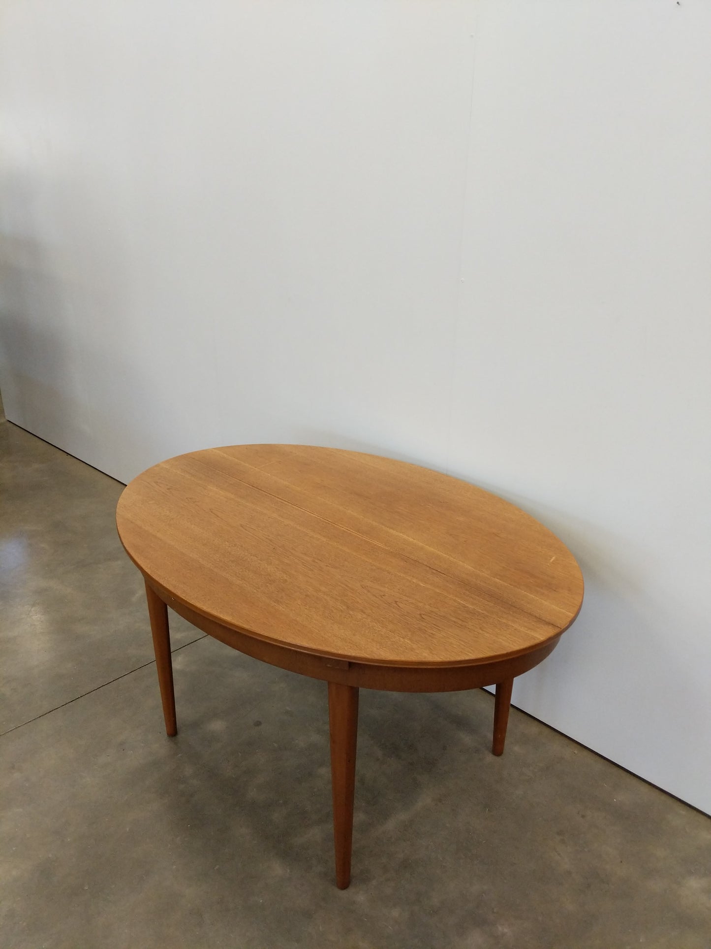Vintage Mid Century Modern Teak Extendable Dining Table by Greaves & Thomas