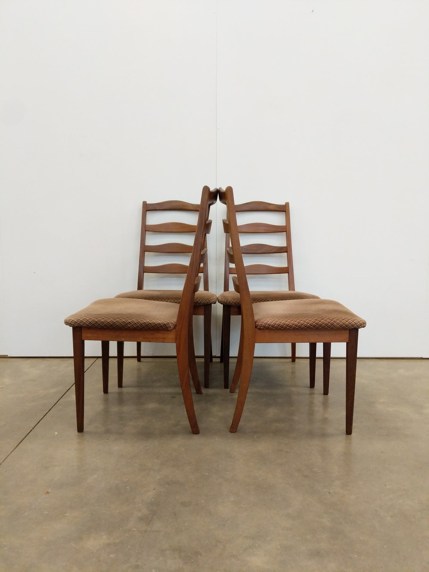 Set of 4 Vintage Mid Century Modern Dining Chairs by G Plan