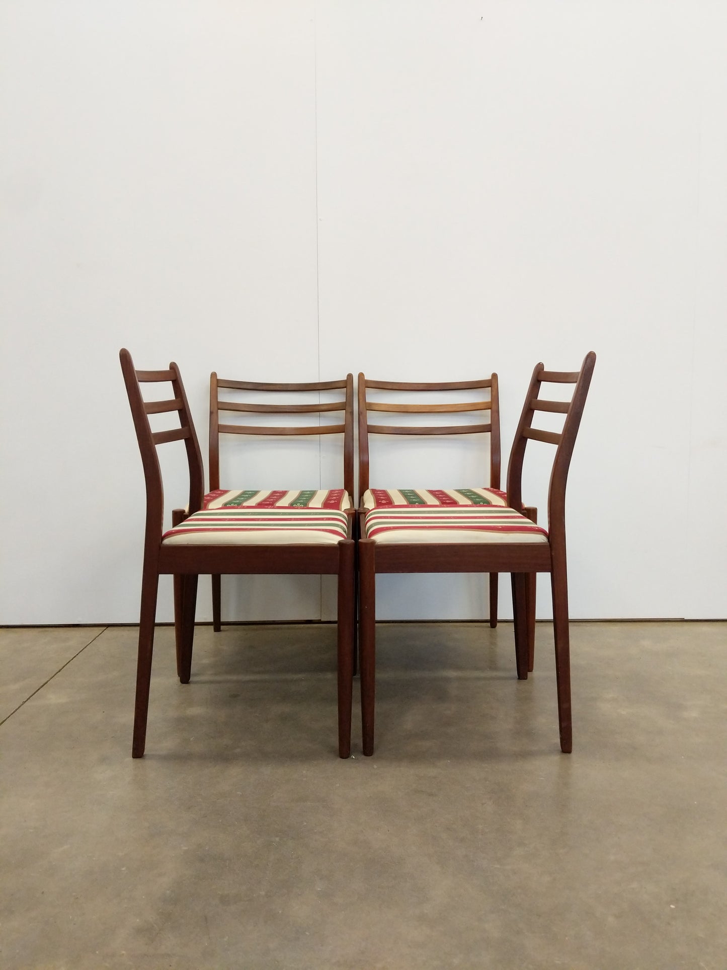 Set of 4 Vintage Mid Century Modern Dining Chairs by G Plan