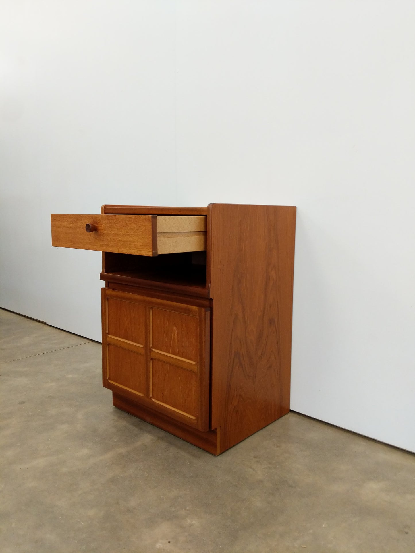 Vintage Mid Century Modern Teak Nightstand by Nathan