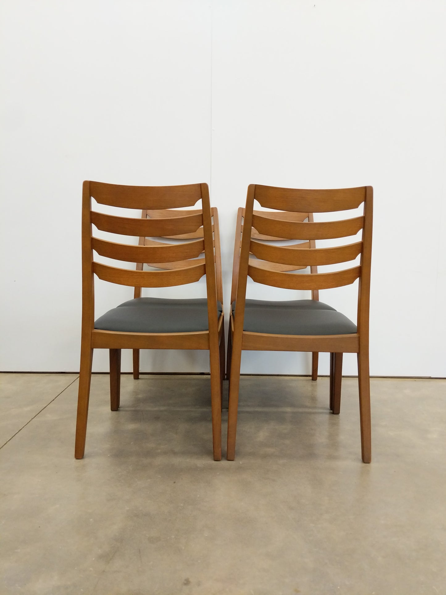 Set of 4 Vintage Mid Century Modern Dining Chairs by Nathan