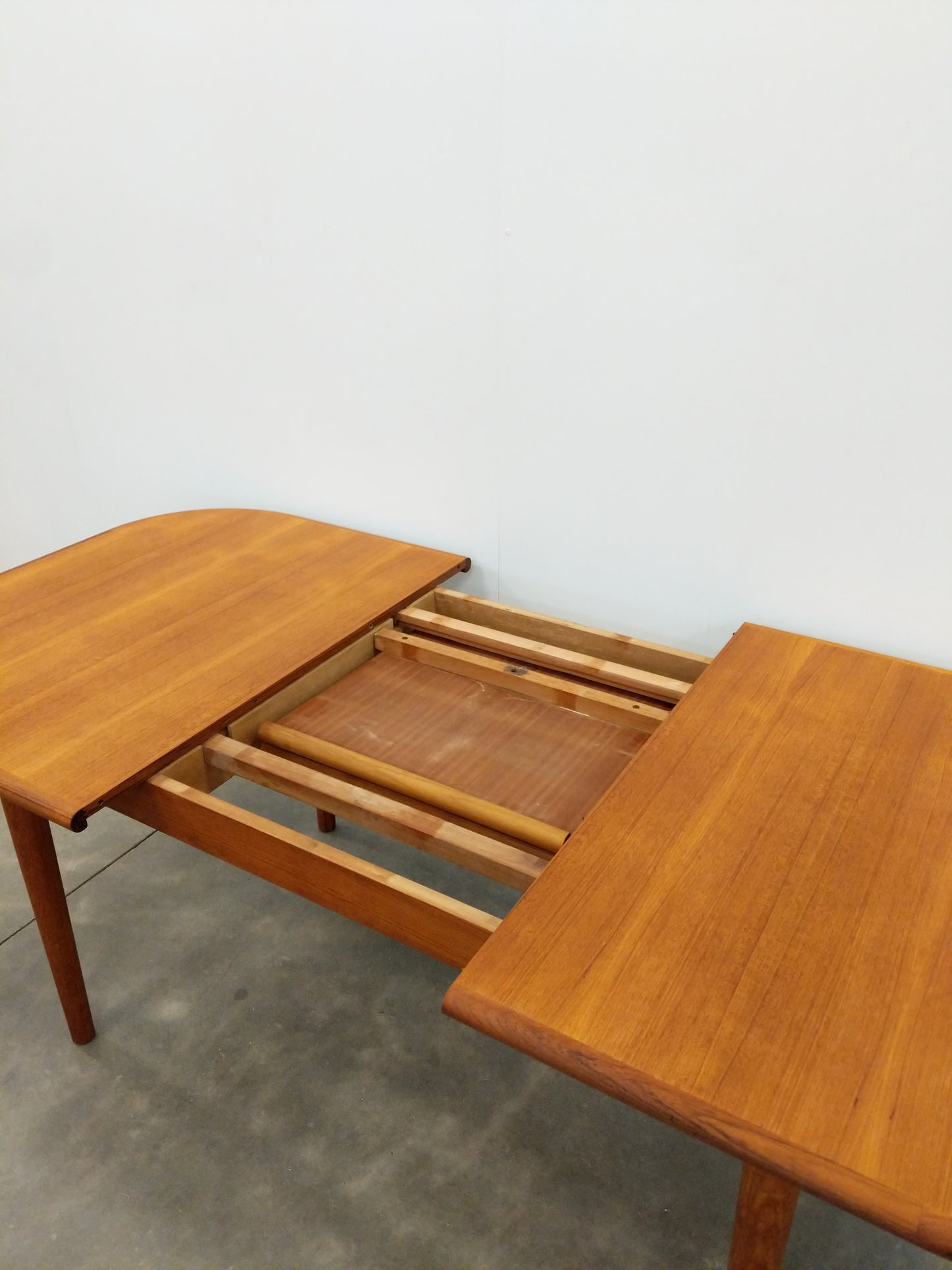 Vintage Mid Century Modern Teak Extendable Dining Table