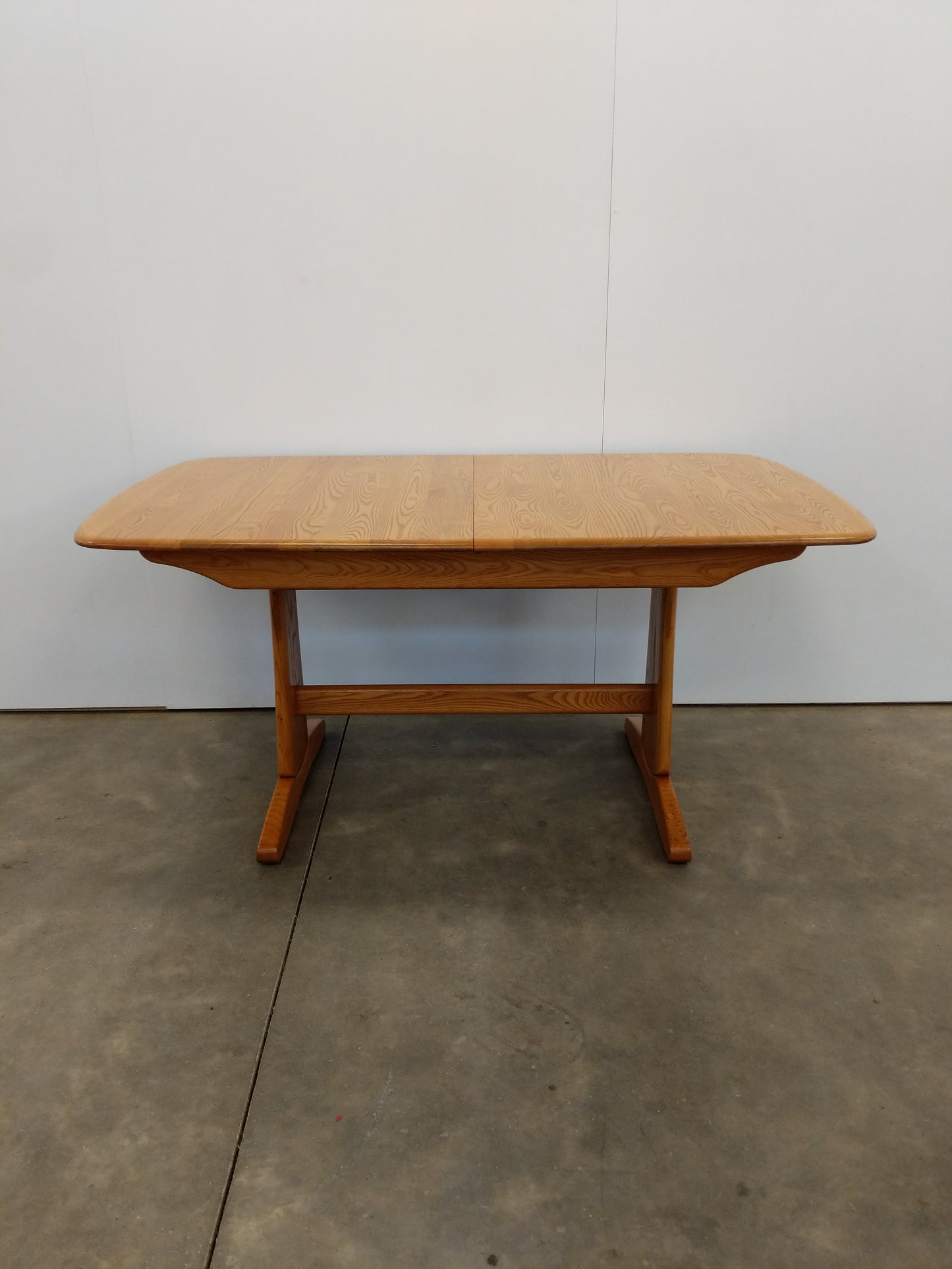 Vintage Extendable Dining Table by Ercol