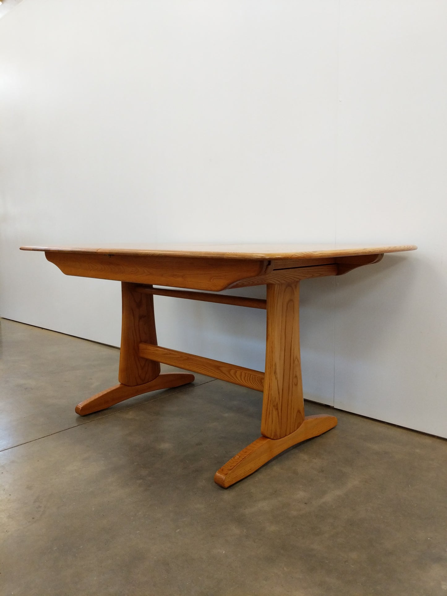 Vintage Extendable Dining Table by Ercol