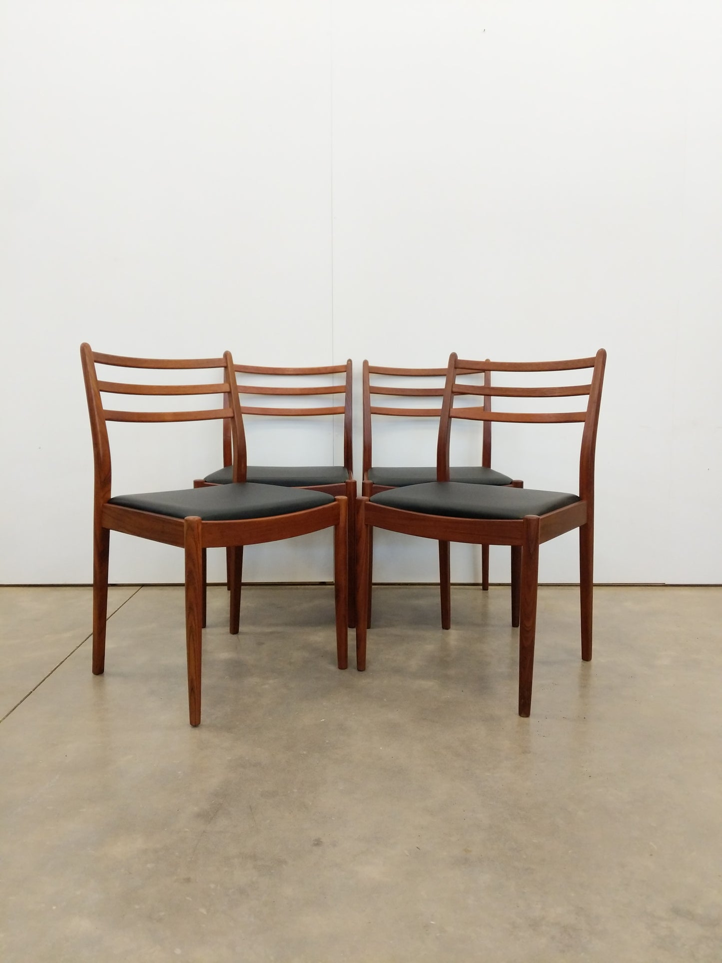 Set of 4 Vintage Mid Century Modern Dining Chairs by G Plan