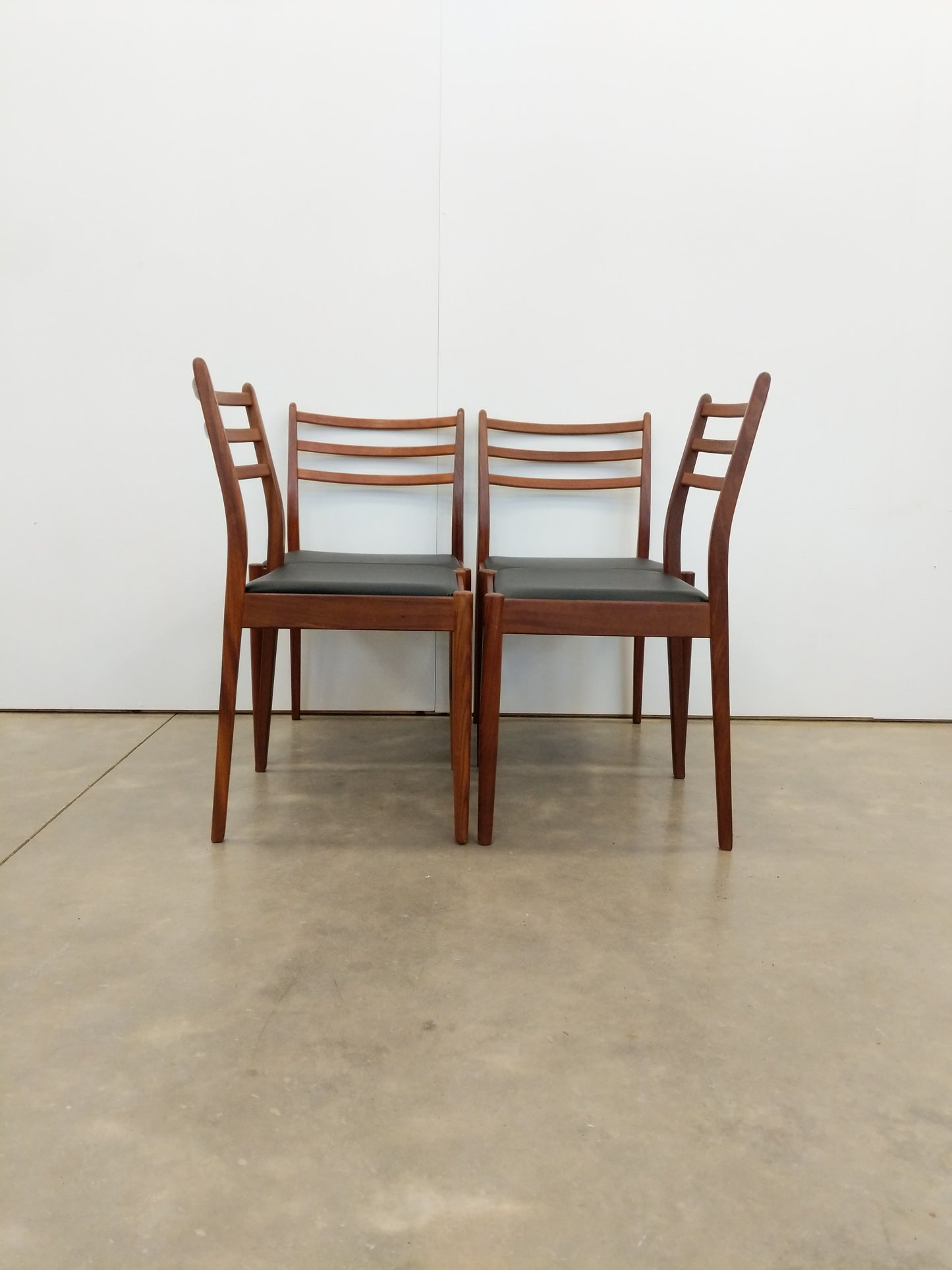 Set of 4 Vintage Mid Century Modern Dining Chairs by G Plan