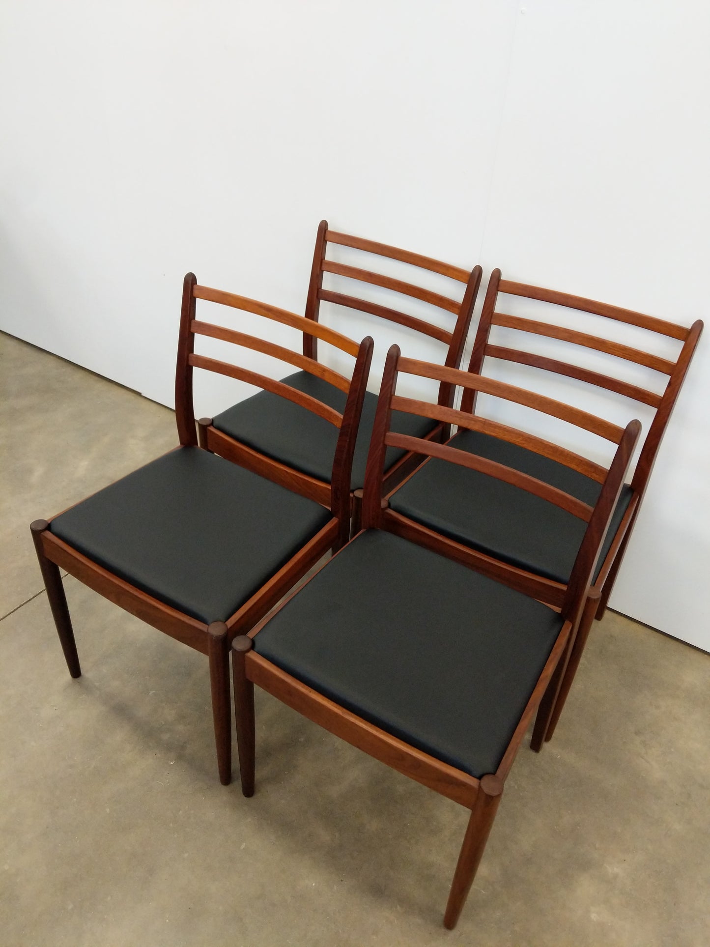 Set of 4 Vintage Mid Century Modern Dining Chairs by G Plan