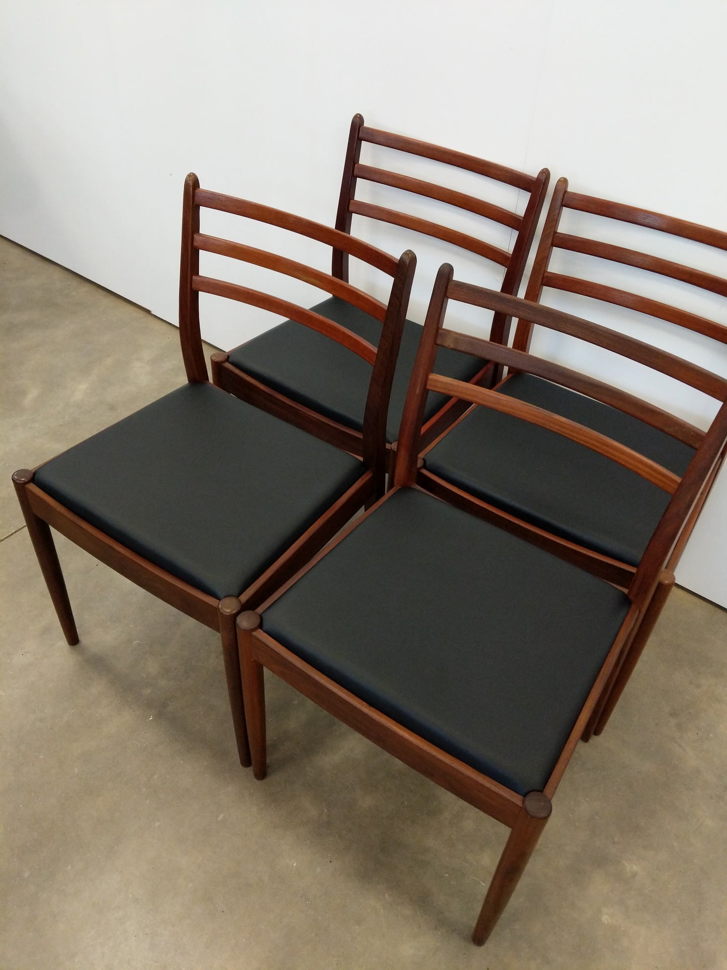 Set of 4 Vintage Mid Century Modern Dining Chairs by G Plan