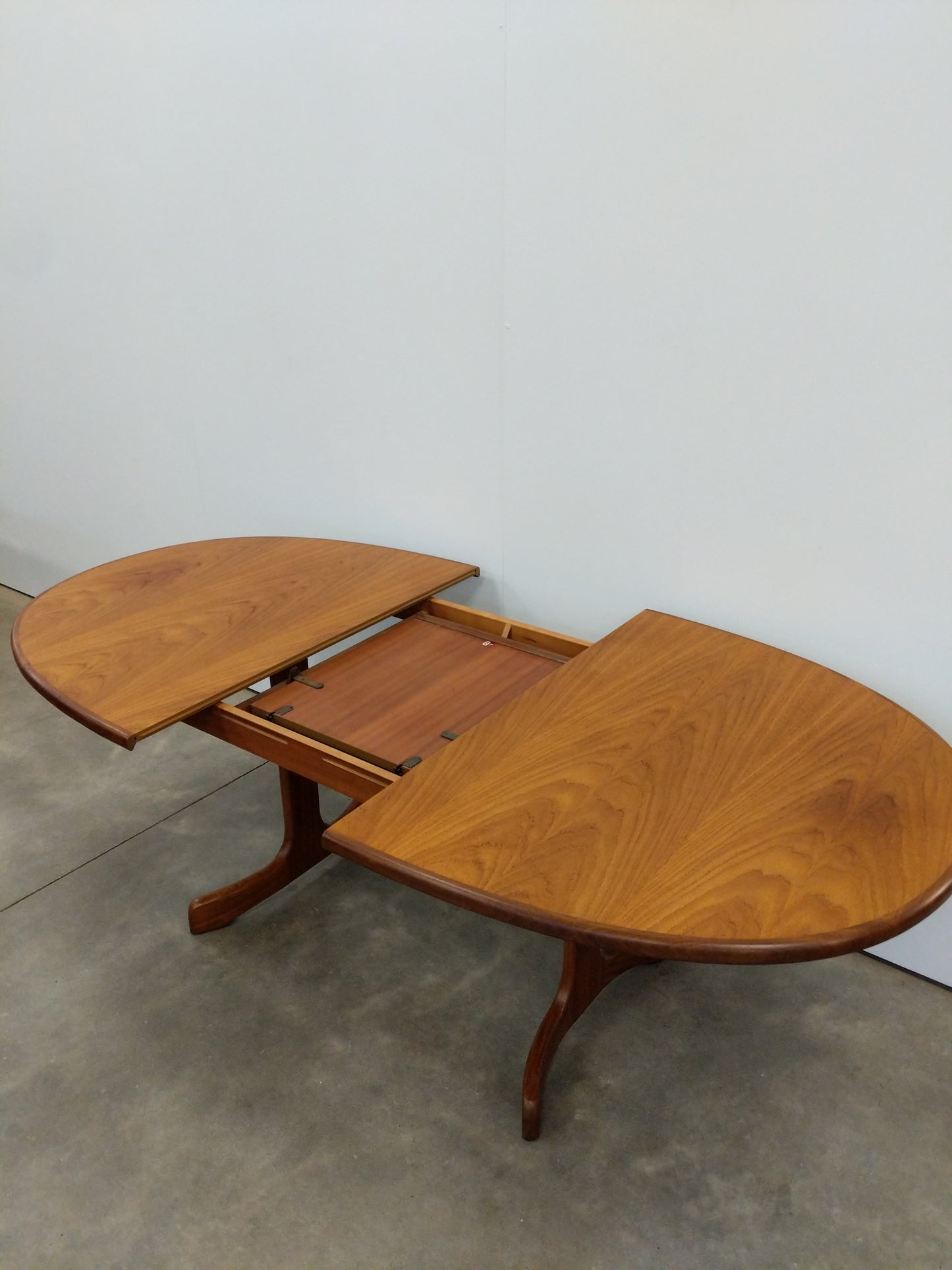 Vintage Mid Century Modern Teak Extendable Dining Table by G Plan