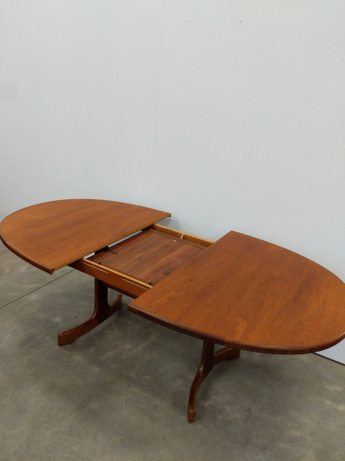 Vintage Mid Century Modern Teak Extendable Dining Table by G Plan