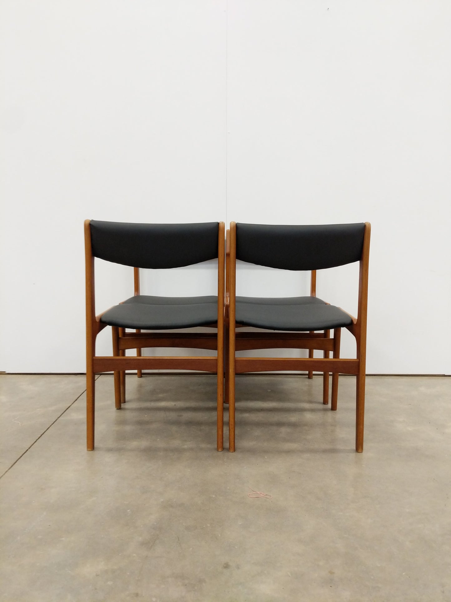 Set of 4 Vintage Danish Modern Dining Chairs by Erik Buch