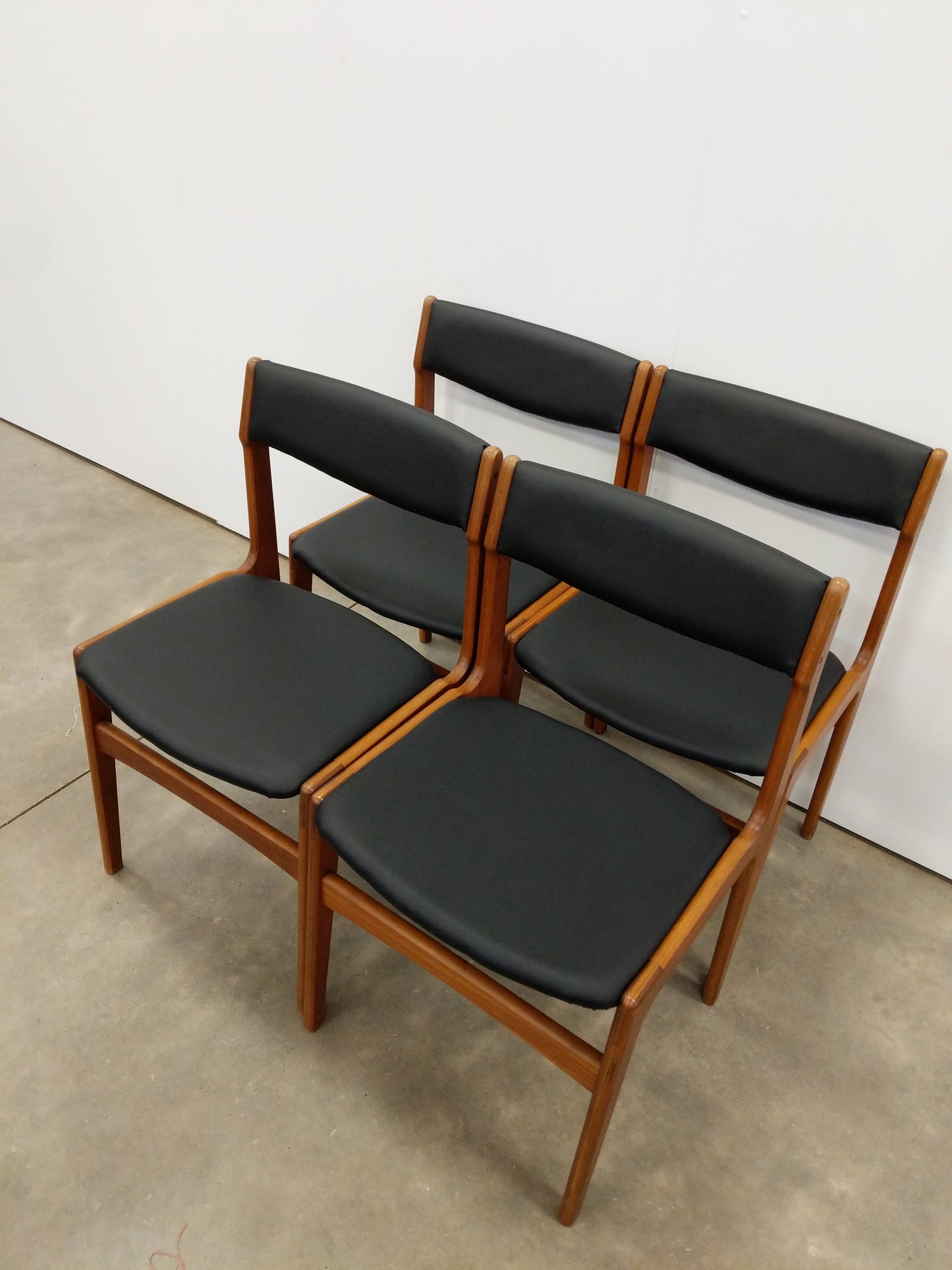 Set of 4 Vintage Danish Modern Dining Chairs by Erik Buch