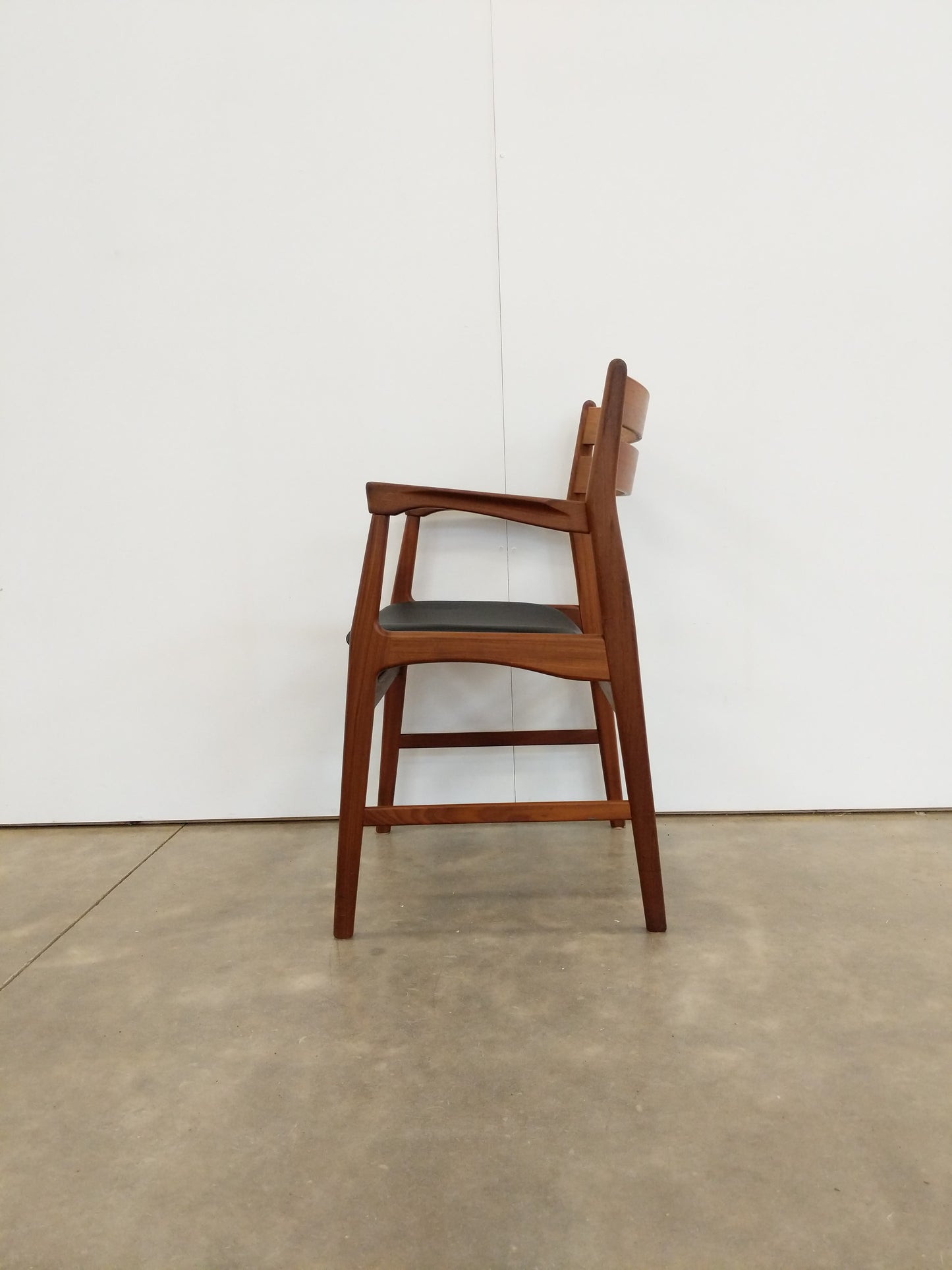 Vintage Danish Mid Century Modern Armchair