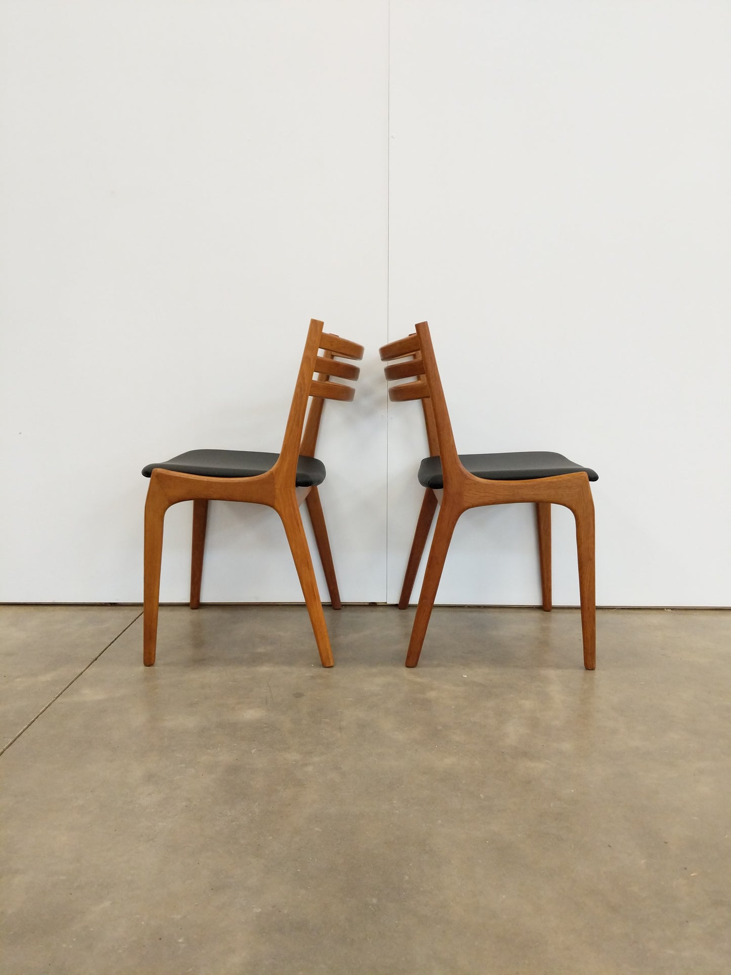 Pair of Vintage Danish Modern Oak Dining Chairs by Korup
