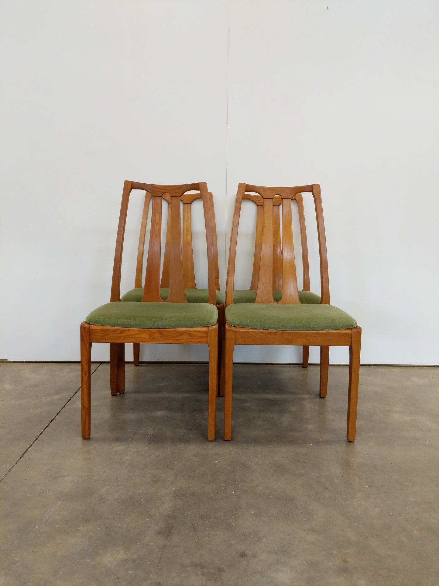Set of 4 Vintage Mid Century Modern Dining Chairs by Parker Knoll
