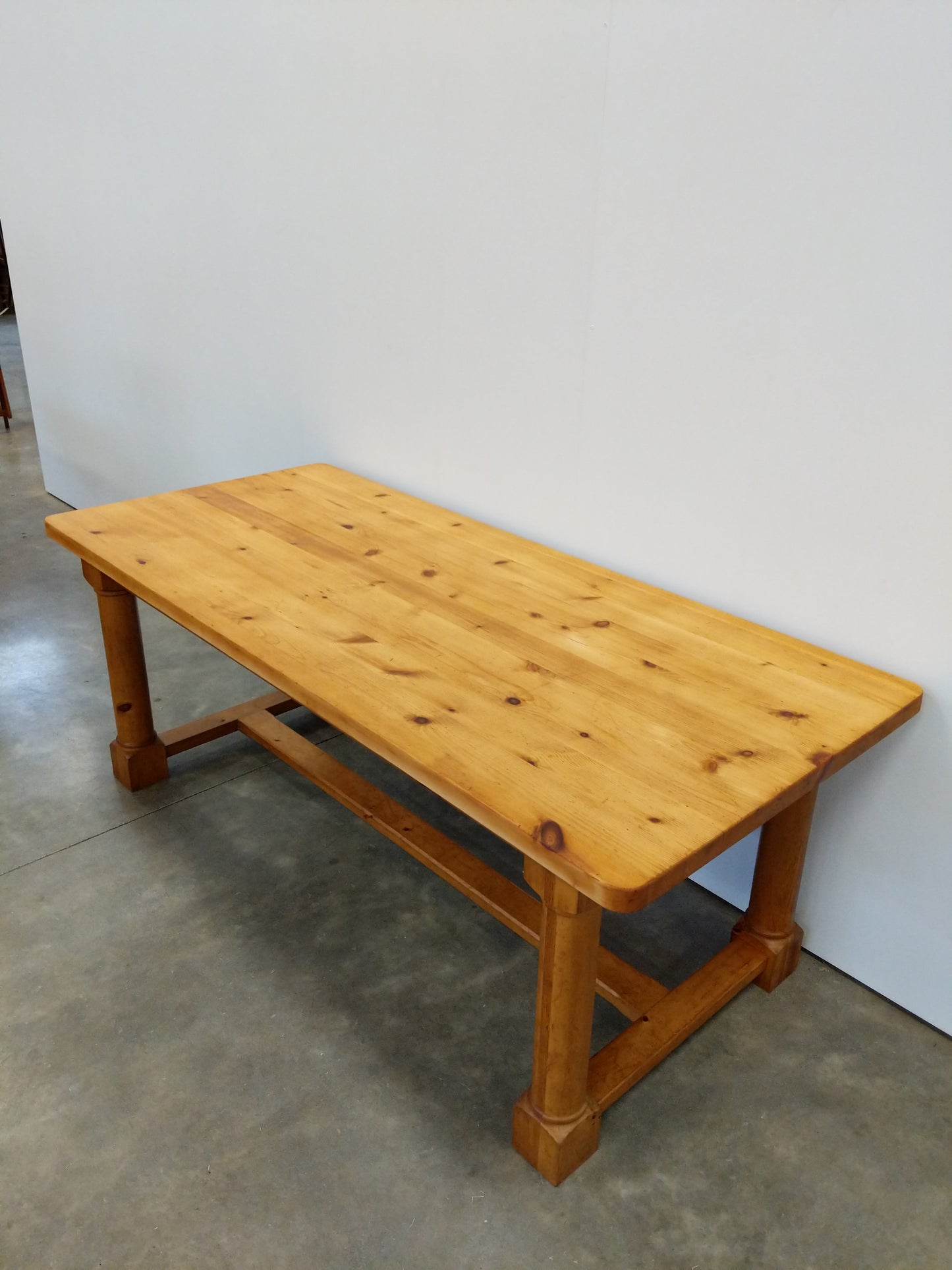 Vintage Farmhouse Style Dining Table