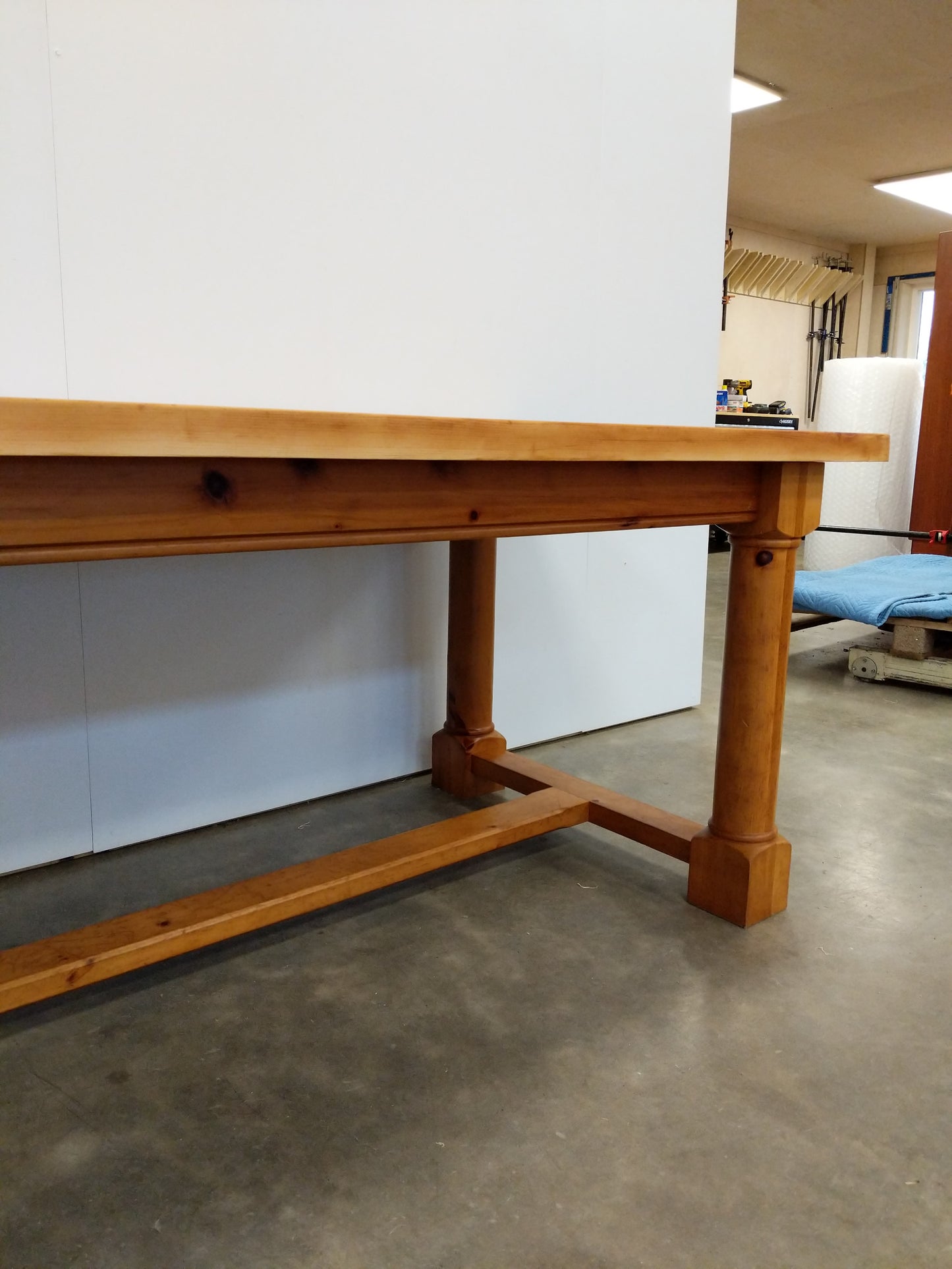 Vintage Farmhouse Style Dining Table