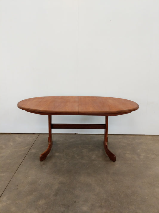 Vintage Mid Century Modern Teak Extendable Dining Table by G Plan