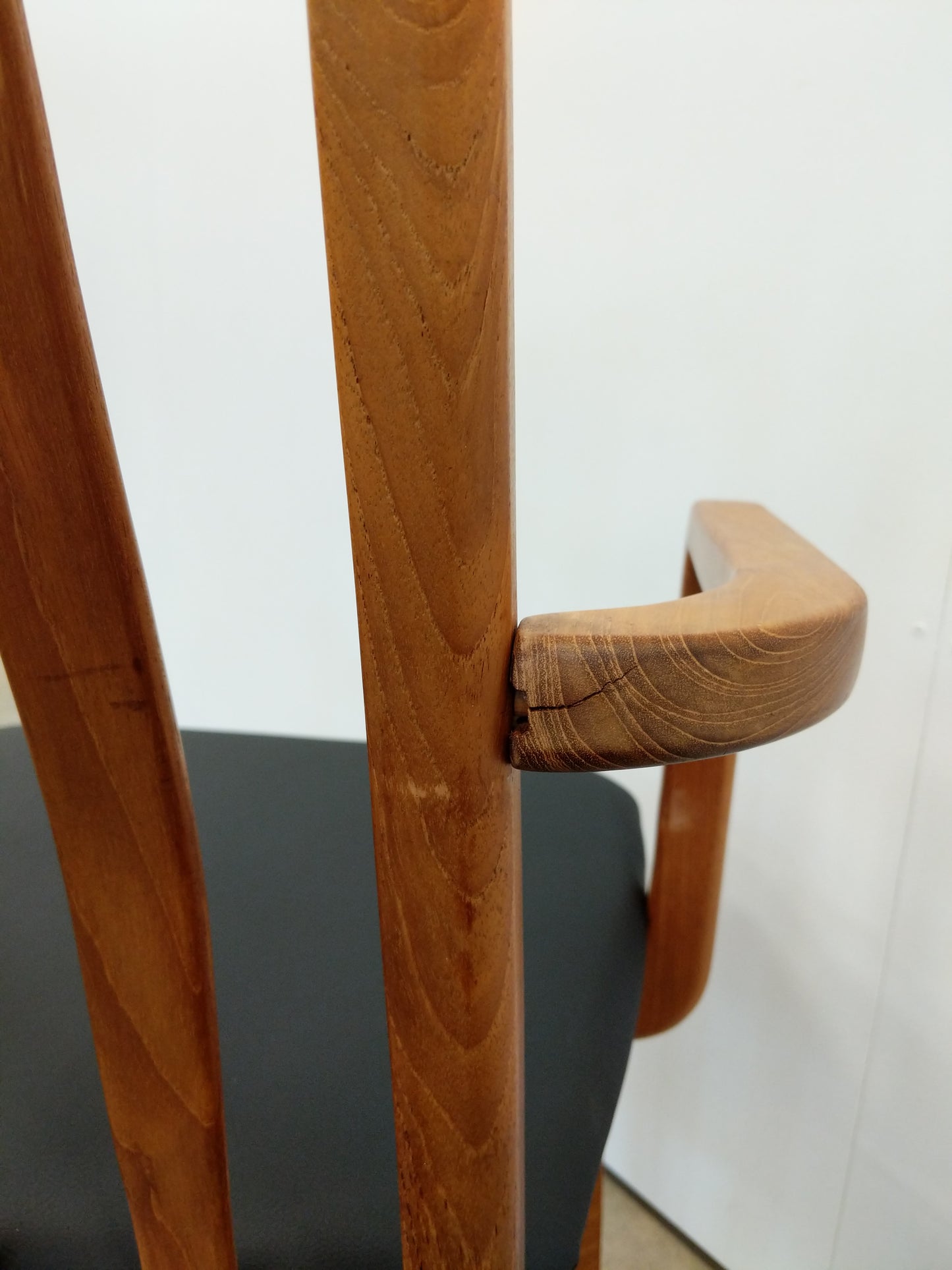 Vintage Mid Century Modern Armchair by Benny Linden