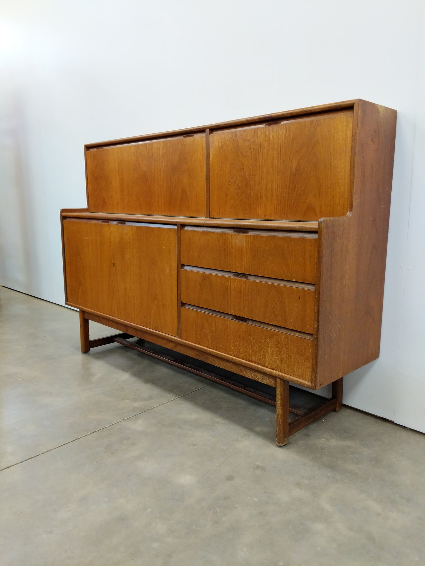 Vintage Mid Century Modern Teak Sideboard