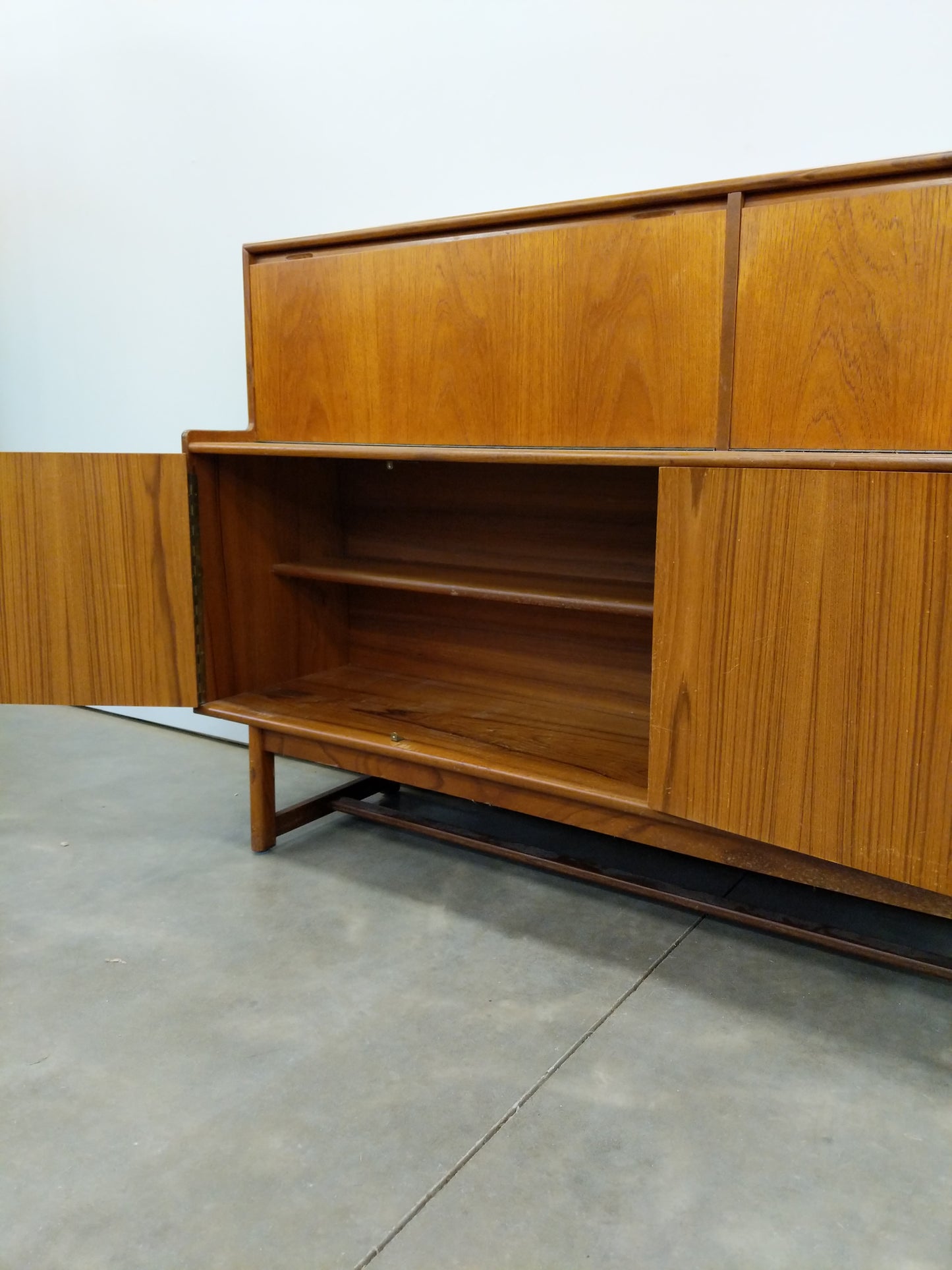 Vintage Mid Century Modern Teak Sideboard