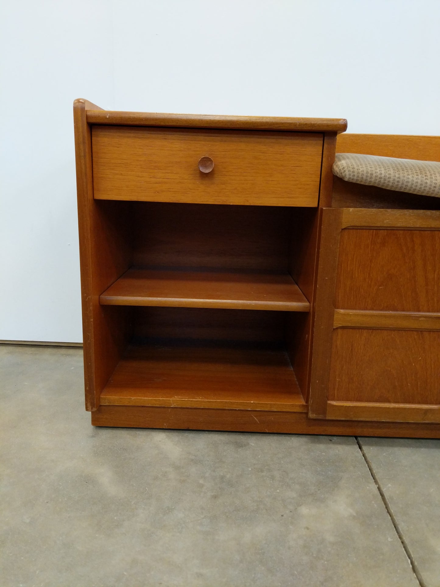 Vintage Mid Century Modern Teak Entry Bench by Nathan