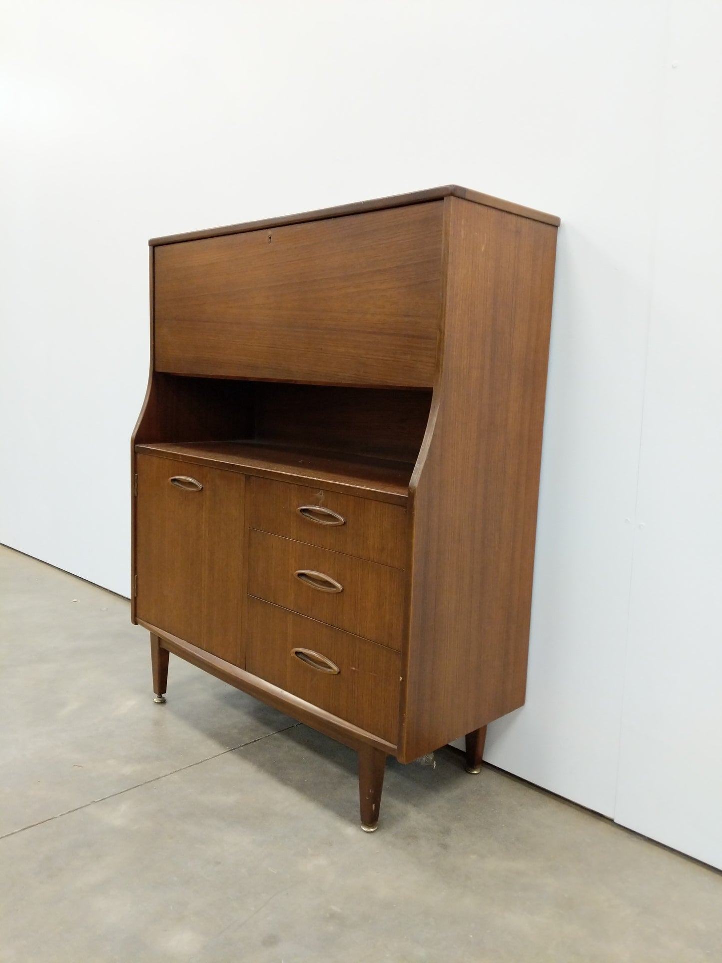 Vintage Mid Century Modern Cabinet / Sideboard by Jentique