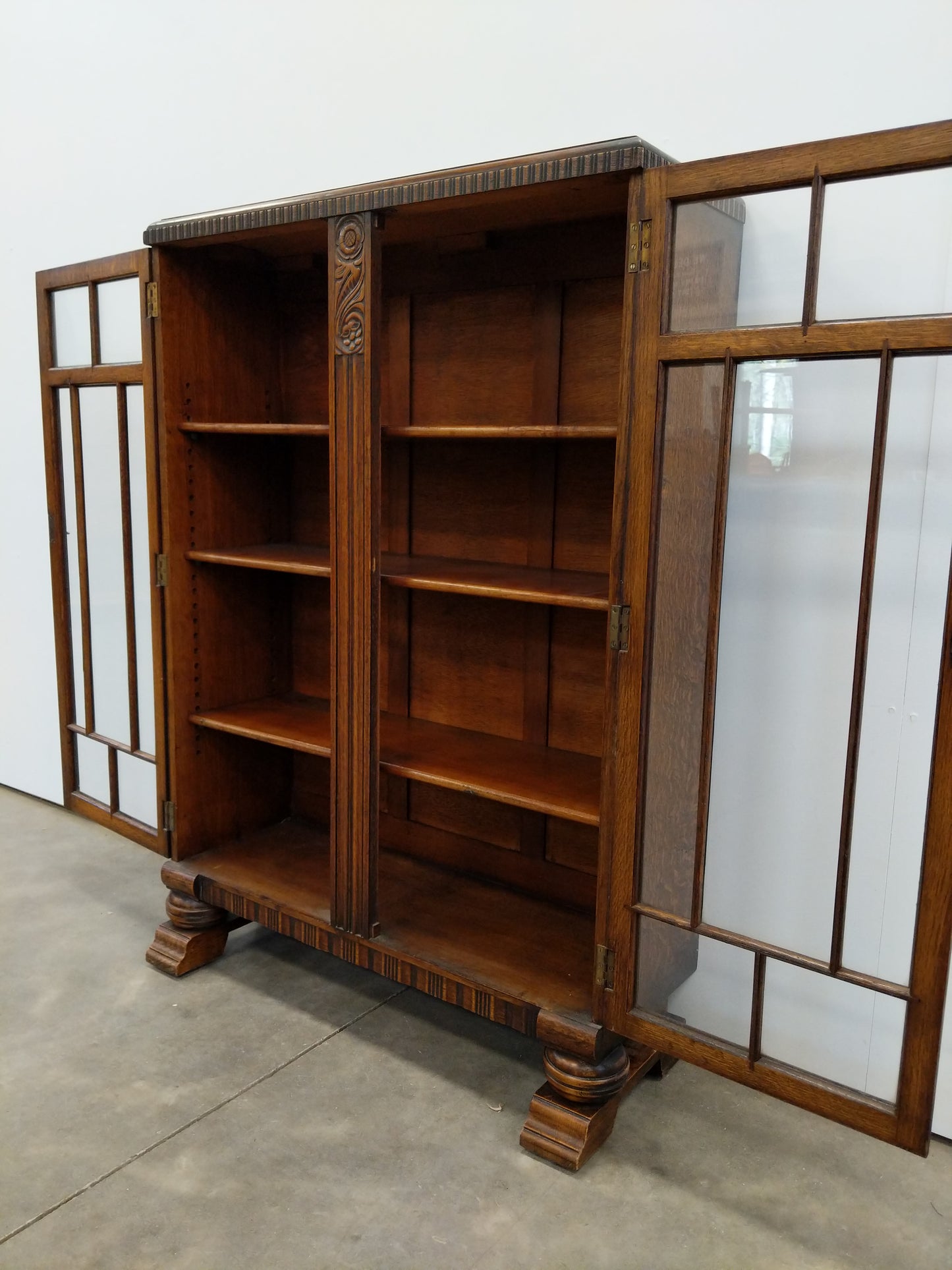 Antique Art Deco Cabinet