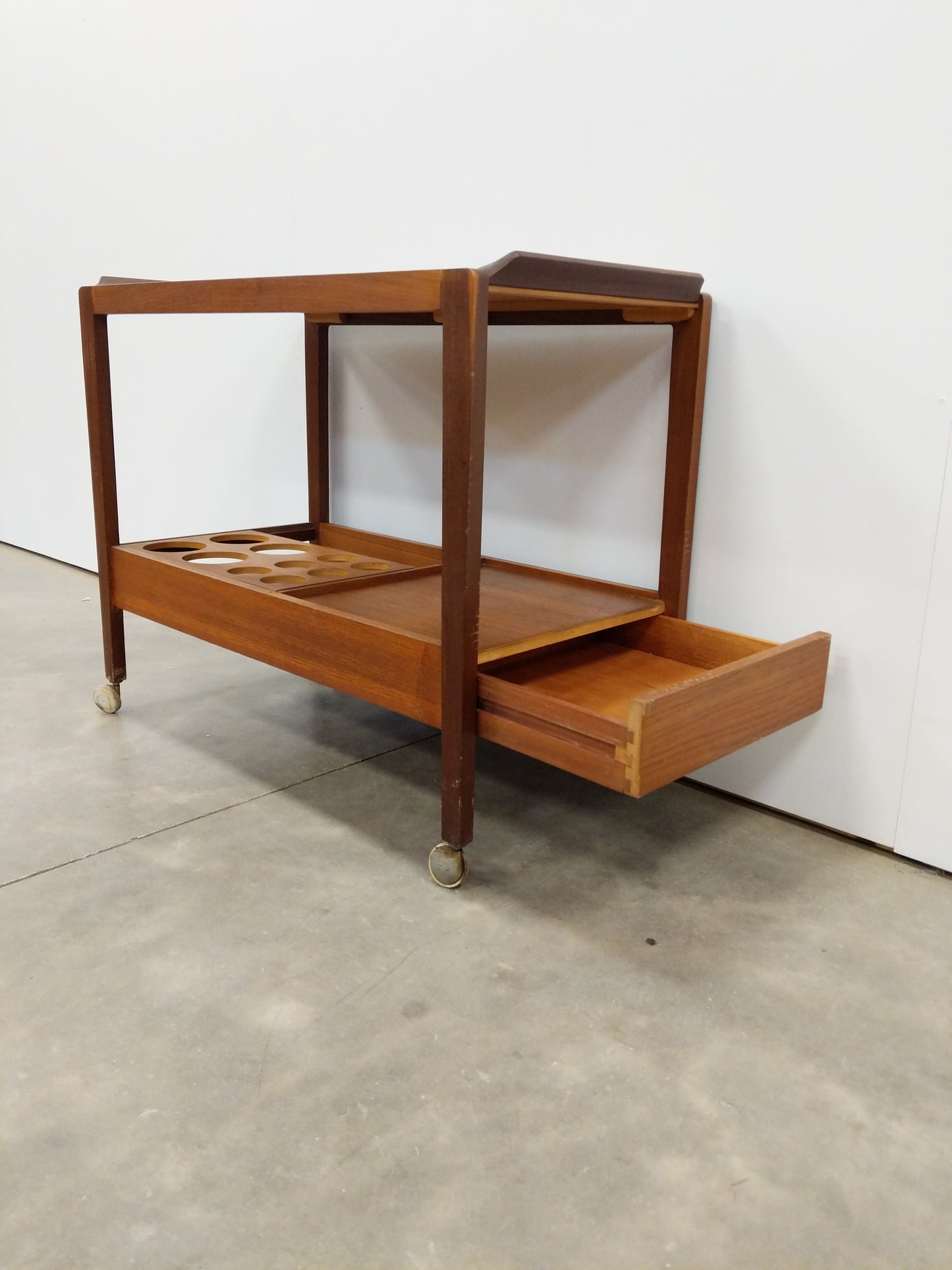 Vintage Mid Century Modern Teak Drinks Trolley / Bar Cart by Remploy