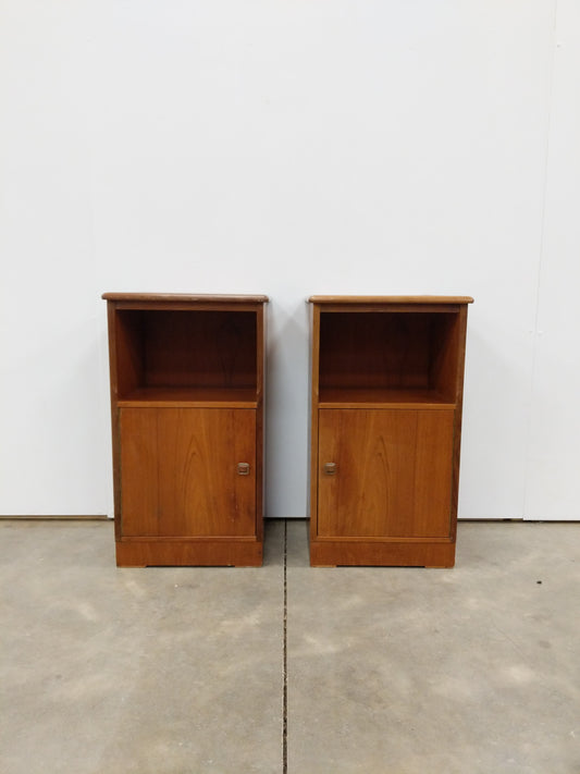 Pair of Vintage Mid Century Modern Teak Nightstands