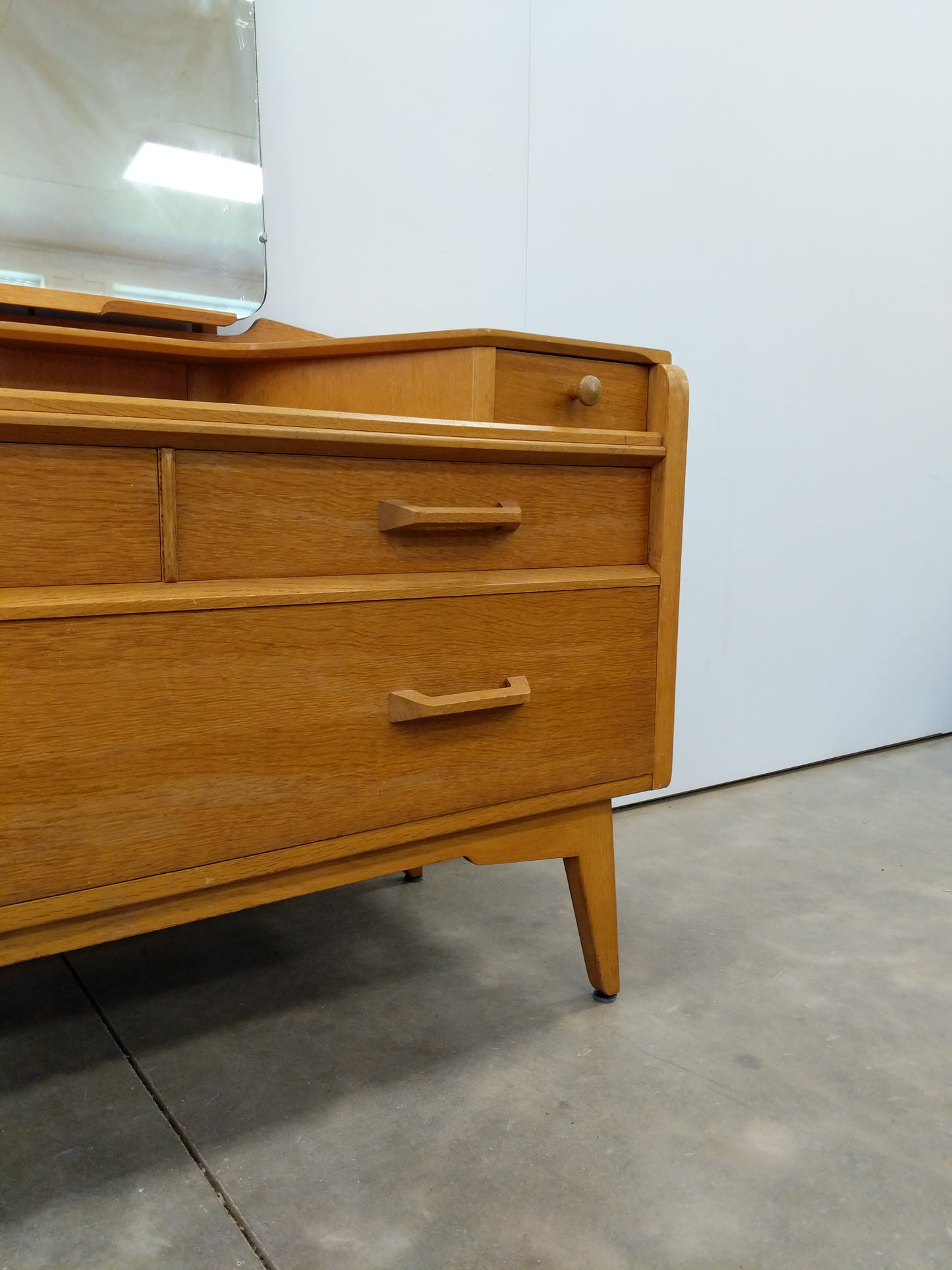 Vintage Mid Century Modern Oak Dressing Table with Mirror by G Plan