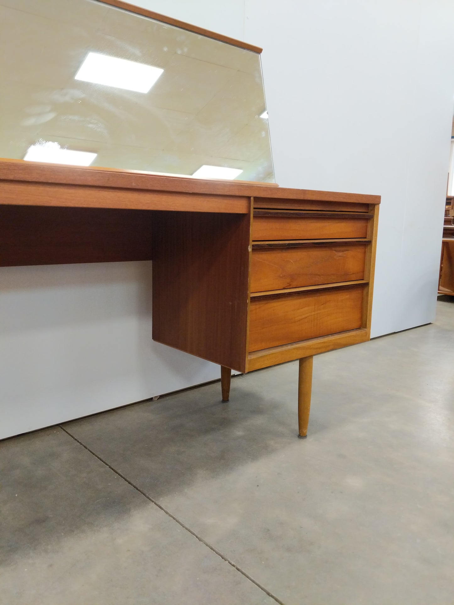 Vintage Mid Century Modern Teak Dressing Table / Desk with Mirror by Austinsuite