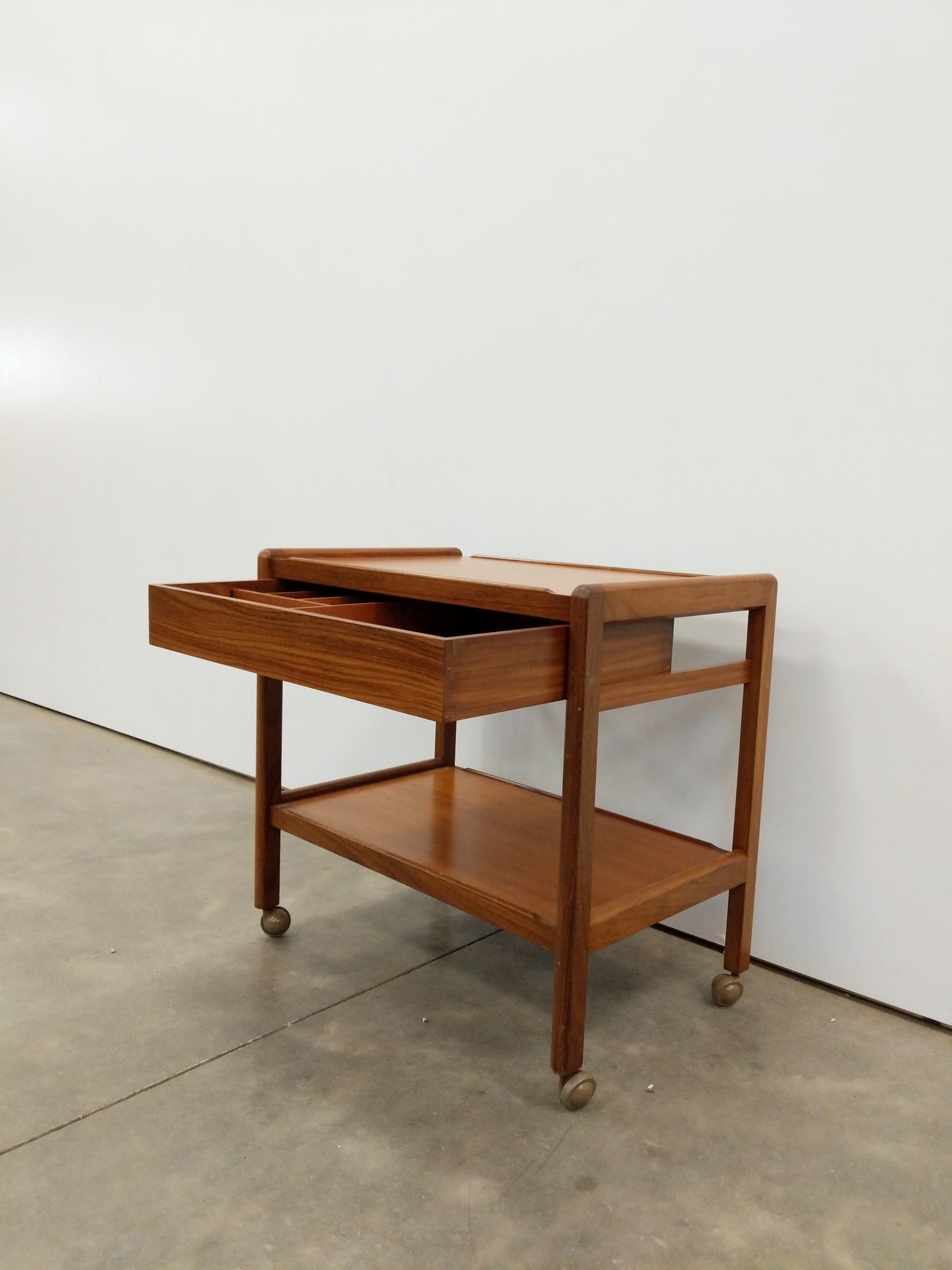 Vintage Mid Century Modern Teak Trolley / Cart