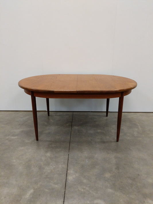 Vintage Mid Century Modern Teak Extendable Dining Table by G Plan