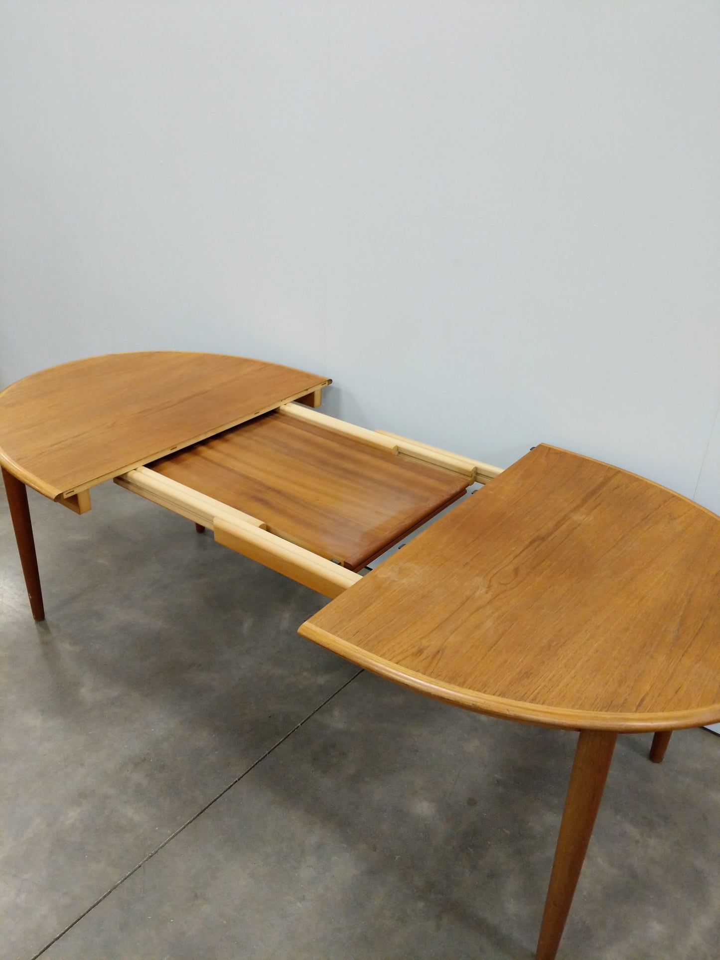 Vintage Mid Century Modern Teak Extendable Dining Table