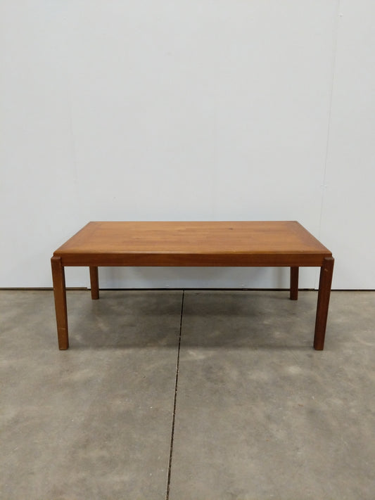 Vintage Mid Century Modern Teak Coffee Table
