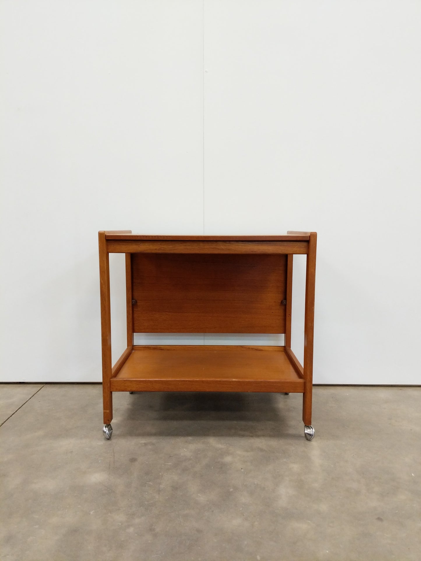Vintage Mid Century Modern Teak Expandable Serving Cart / Trolley