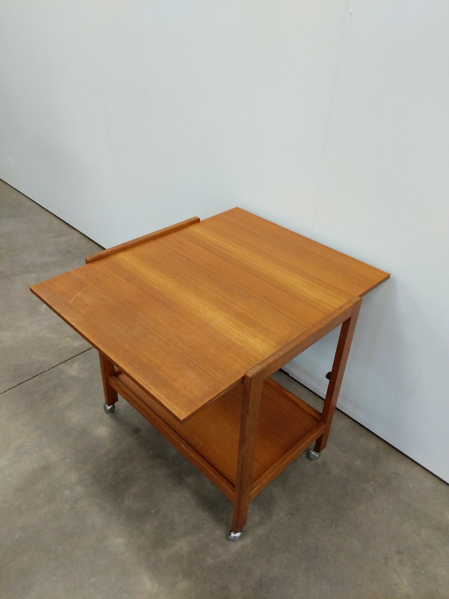 Vintage Mid Century Modern Teak Expandable Serving Cart / Trolley