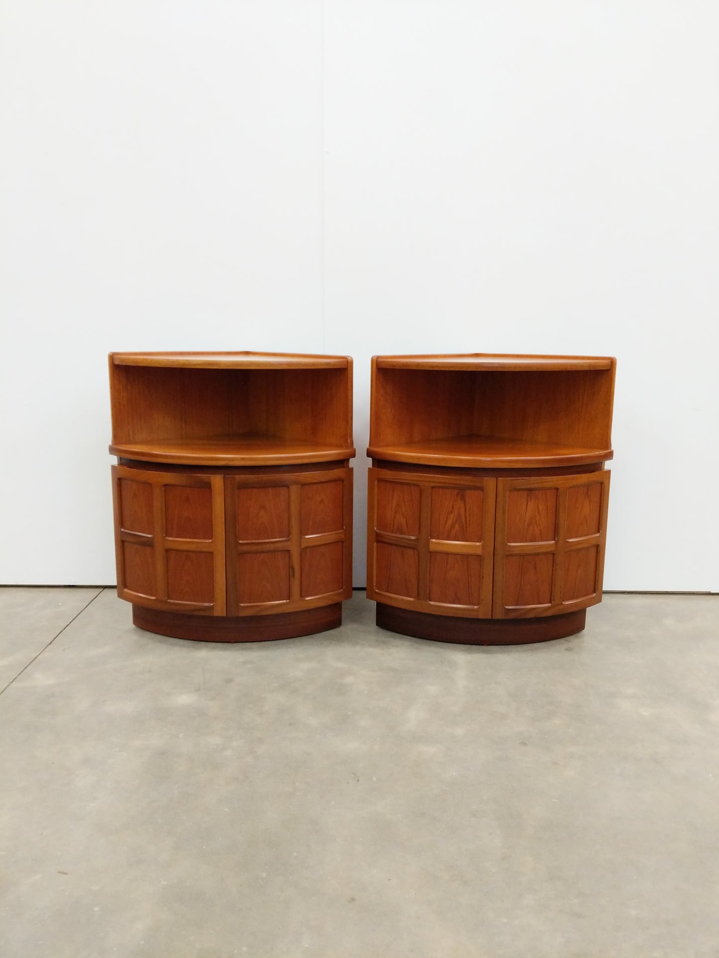 Pair of Vintage Mid Century Modern Teak Low Corner Cabinets by Nathan