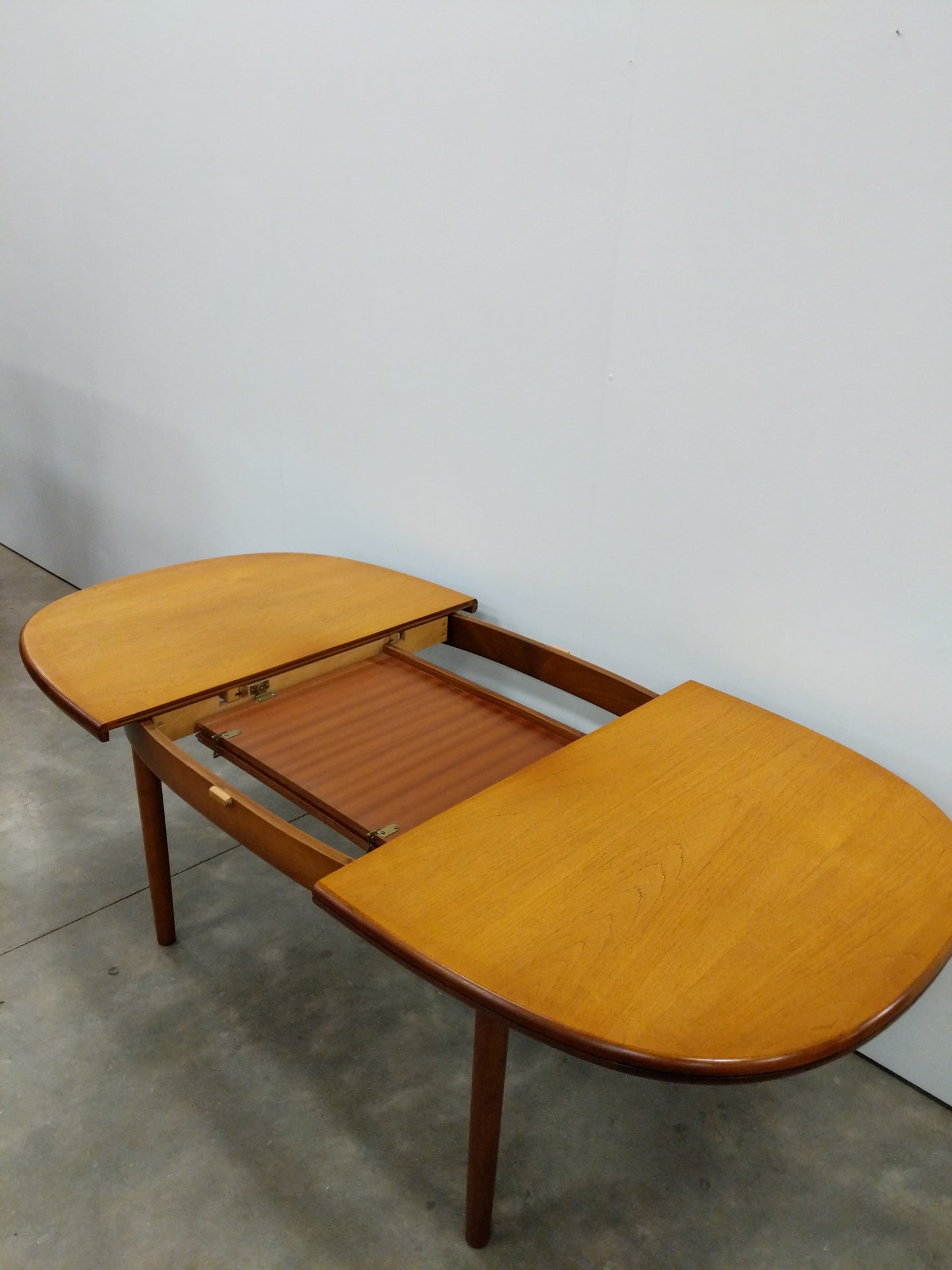 Vintage Mid Century Modern Teak Extendable Dining Table