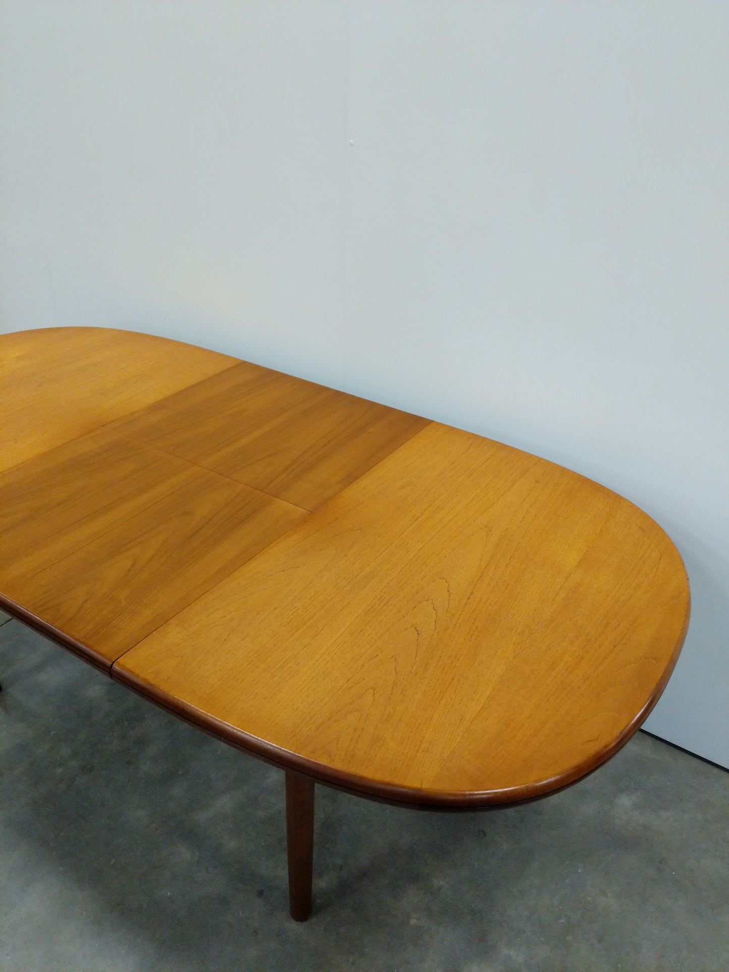 Vintage Mid Century Modern Teak Extendable Dining Table
