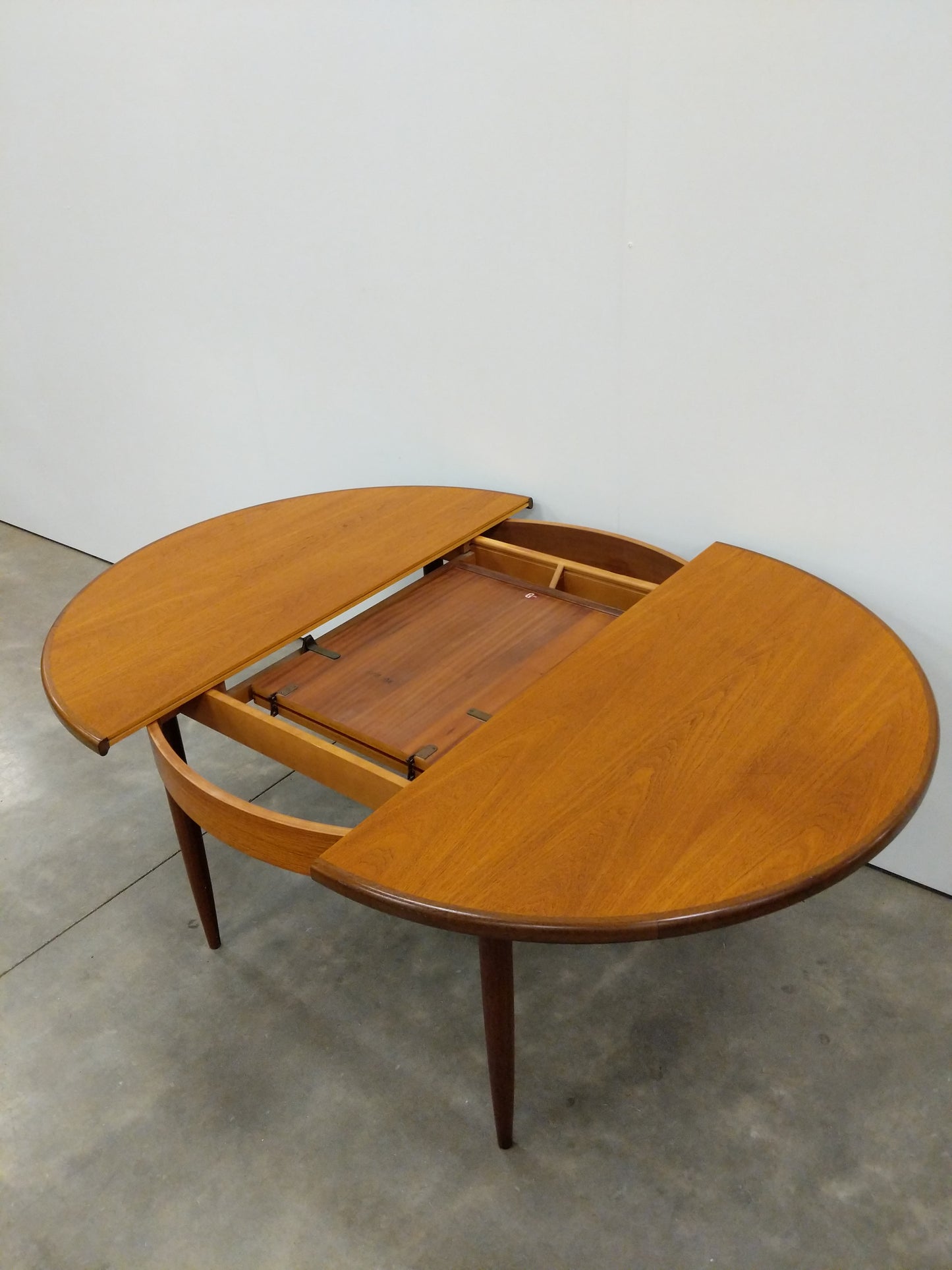 Vintage Mid Century Modern Teak Extendable Dining Table by G Plan
