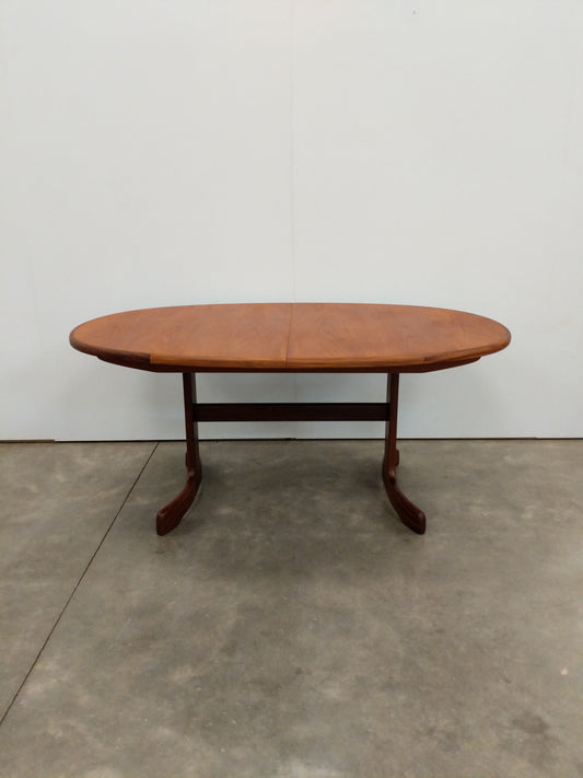 Vintage Mid Century Modern Teak Extendable Dining Table by G Plan