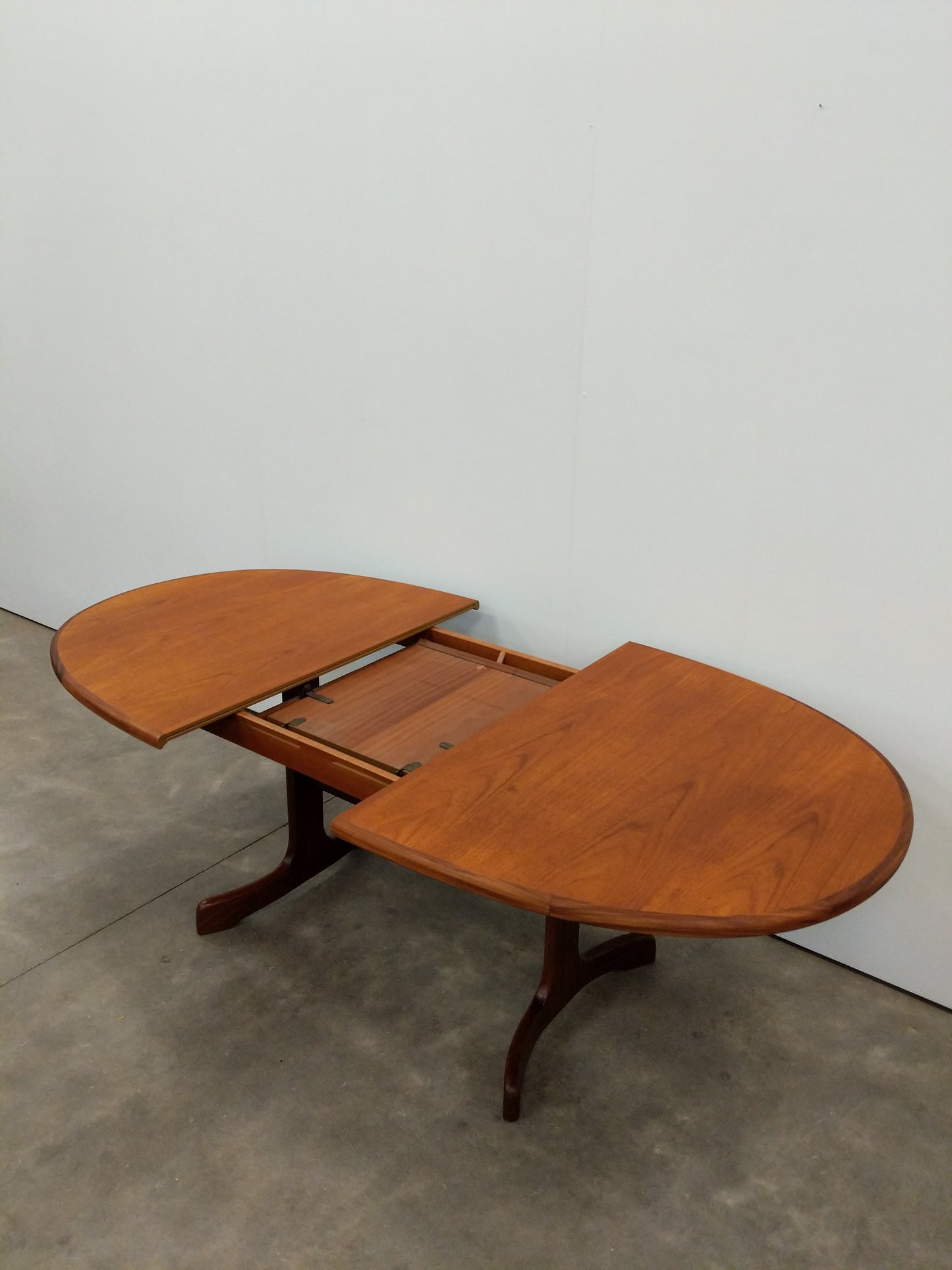 Vintage Mid Century Modern Teak Extendable Dining Table by G Plan