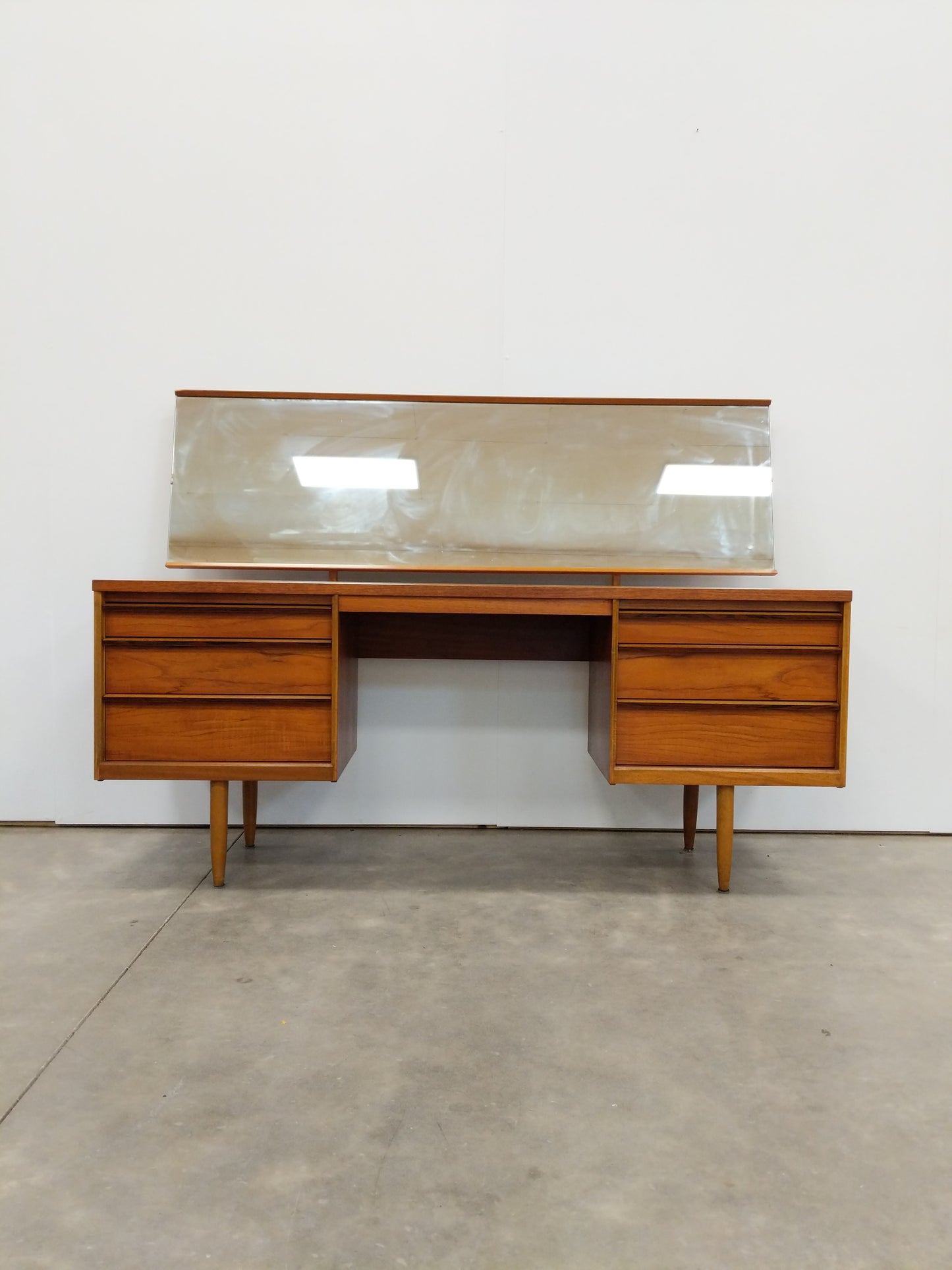 Vintage Mid Century Modern Teak Dressing Table / Desk with Mirror by Austinsuite