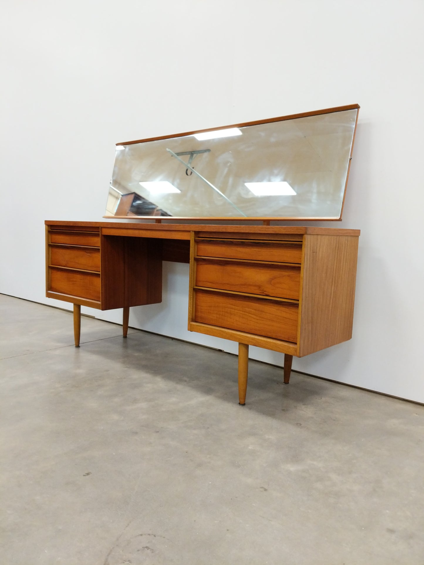 Vintage Mid Century Modern Teak Dressing Table / Desk with Mirror by Austinsuite