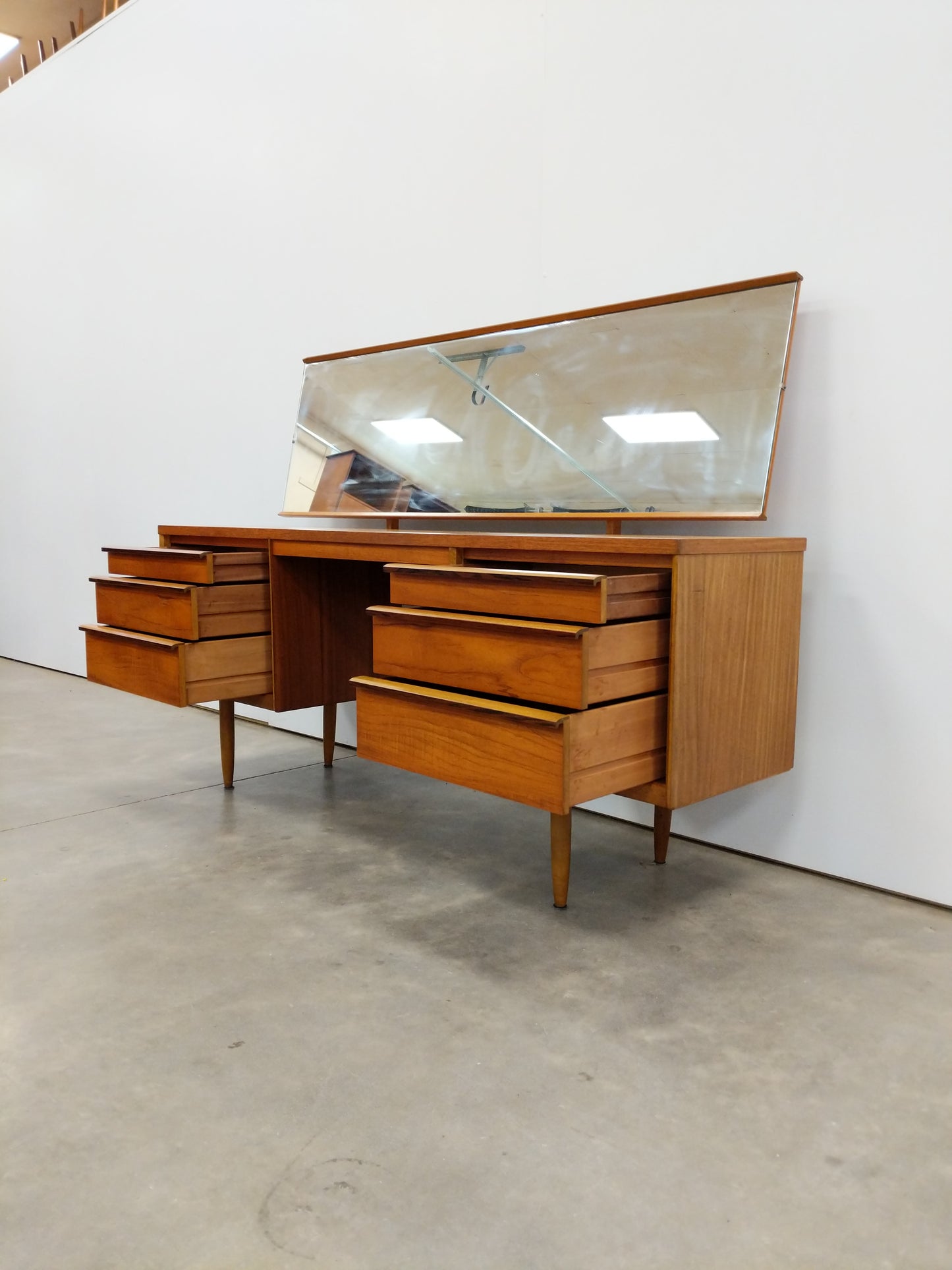 Vintage Mid Century Modern Teak Dressing Table / Desk with Mirror by Austinsuite