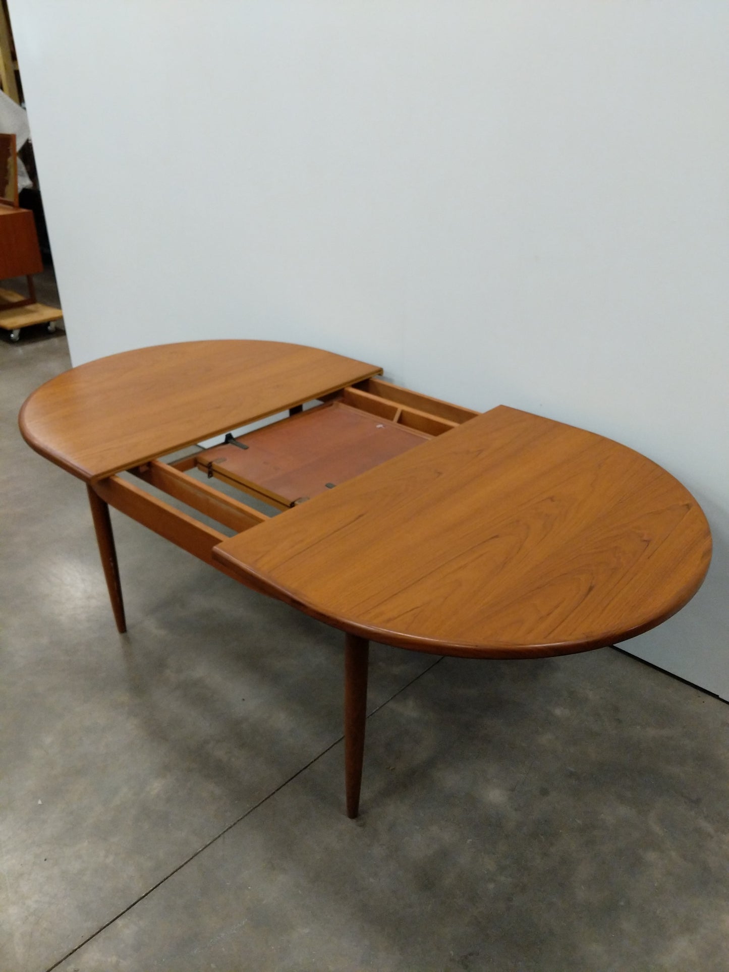 Vintage Mid Century Modern Teak Extendable Dining Table by G Plan